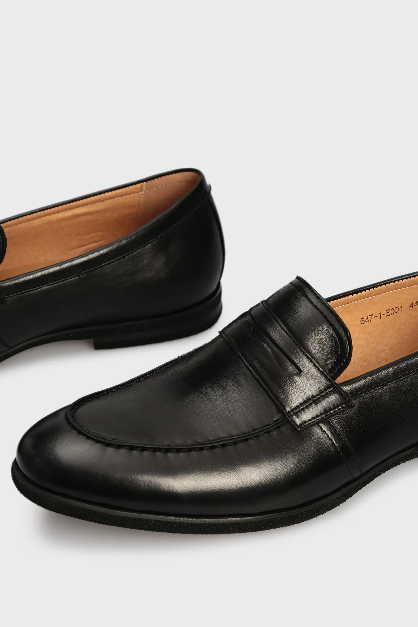 Мужские черные кожаные лоферы 12