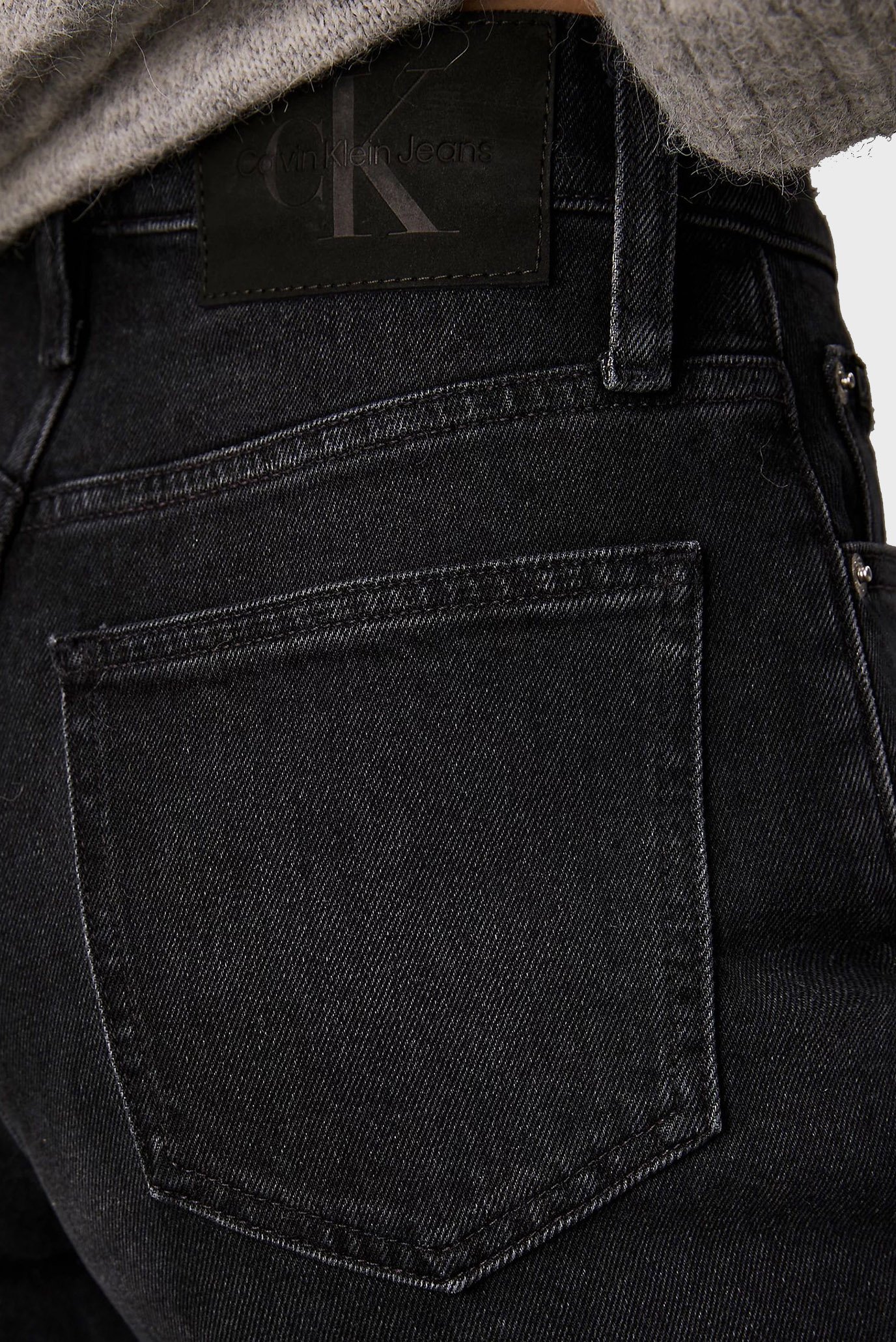 Женские черные джинсы MOM JEAN 4