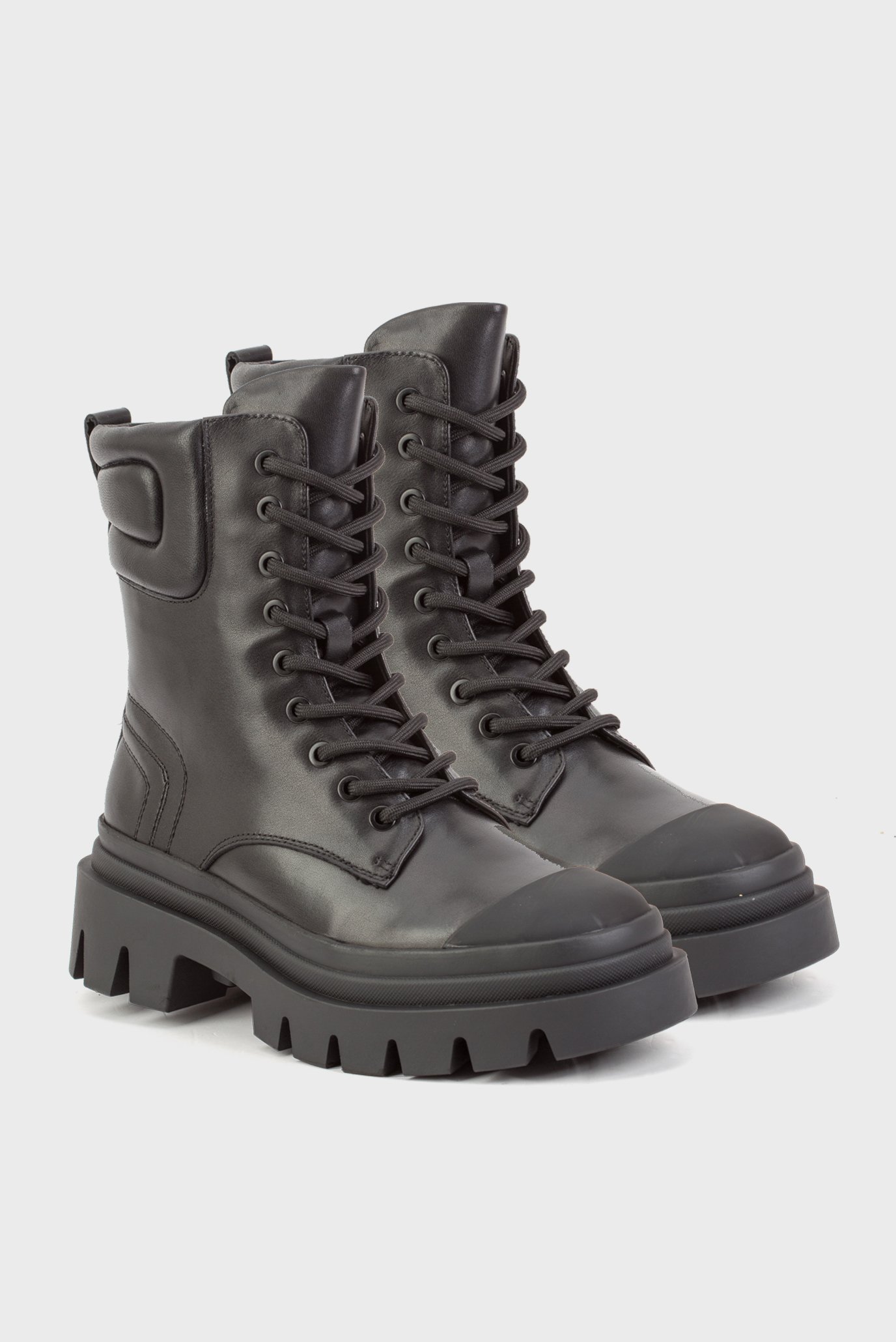 Женские черные кожаные ботинки Boltonia 2