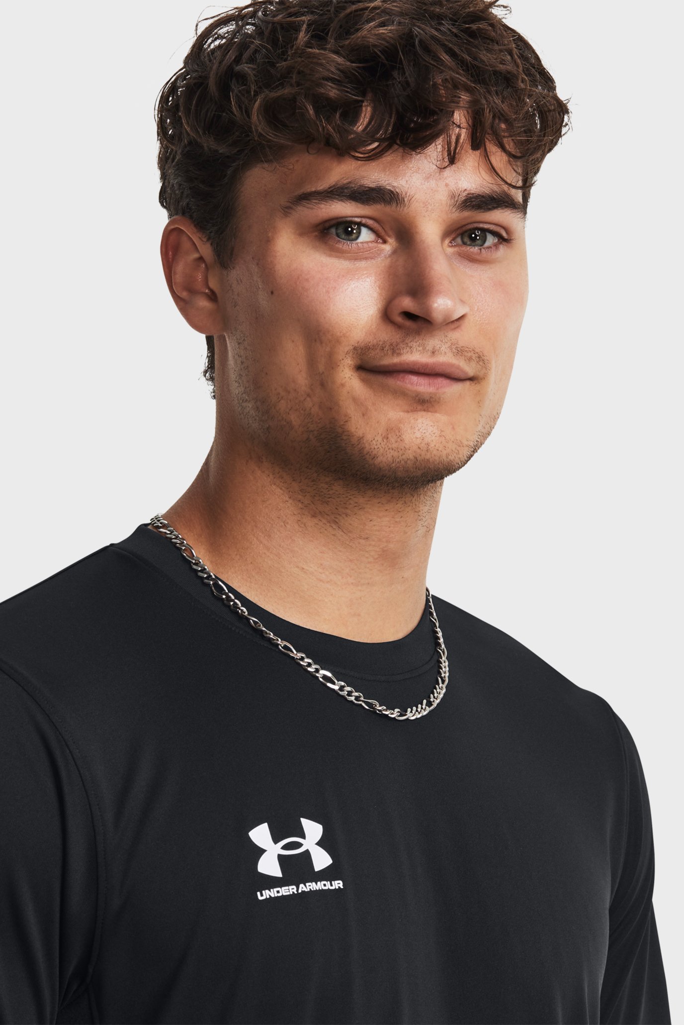 Мужская черная футболка UA M's Ch. Train SSUnder Armour Мужская черная футболка UA M's Ch. Train SS 4