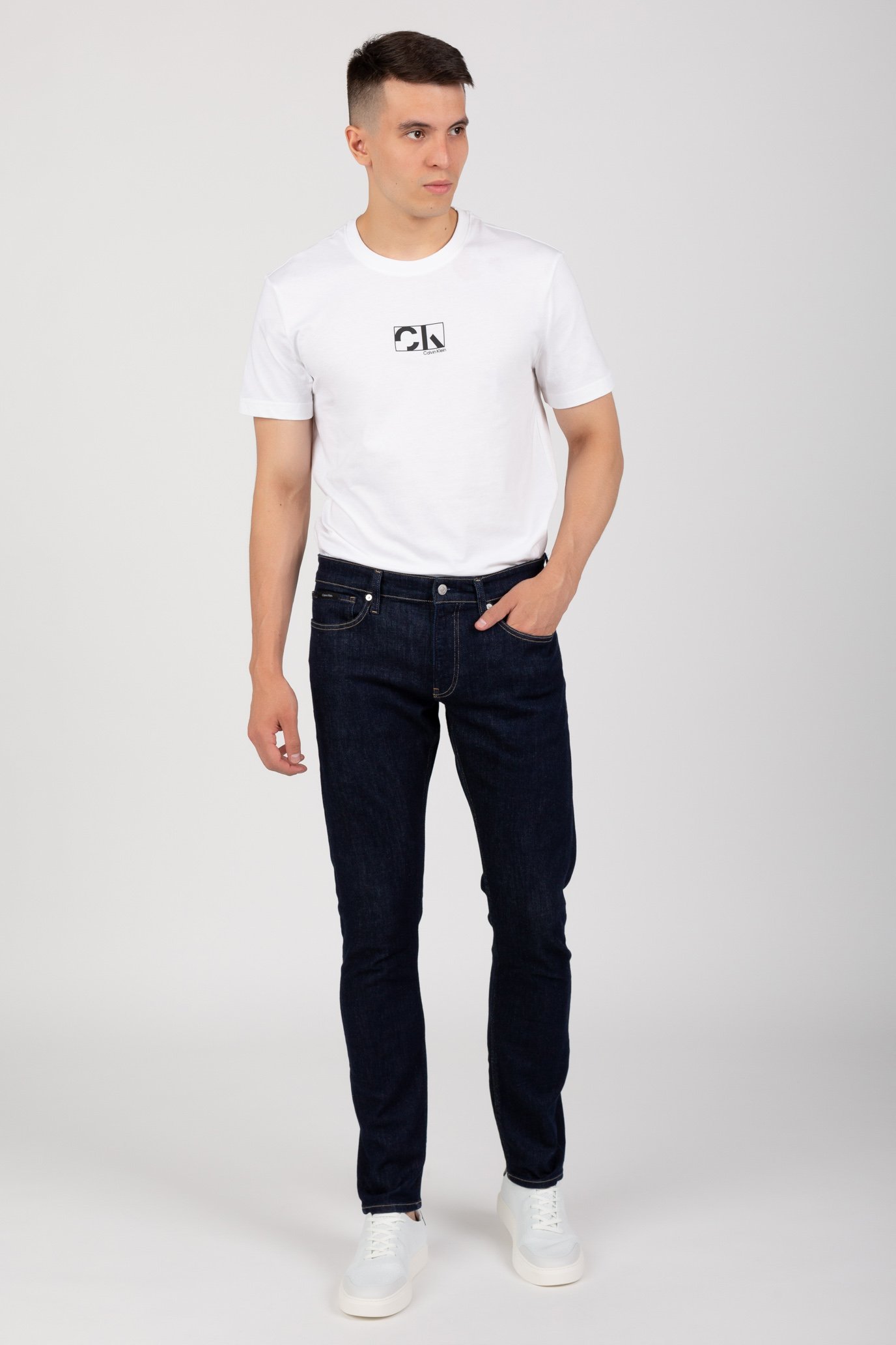 SLIM LEWIS RINSE Calvin Klein K10K109922 FR Group