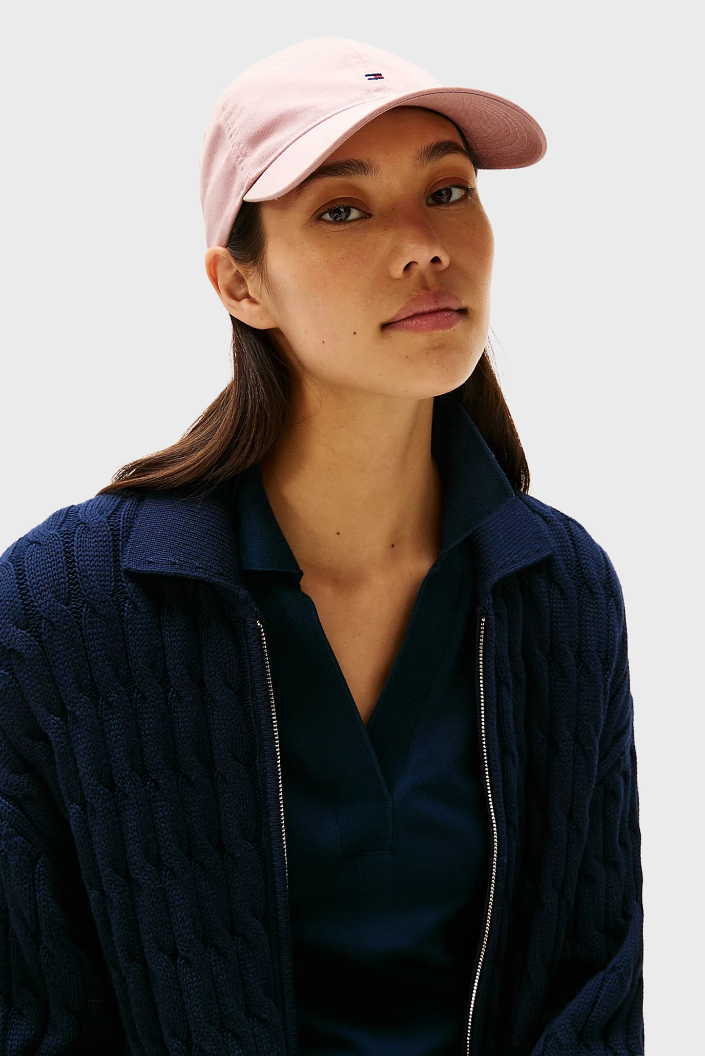 Женская розовая кепка 2