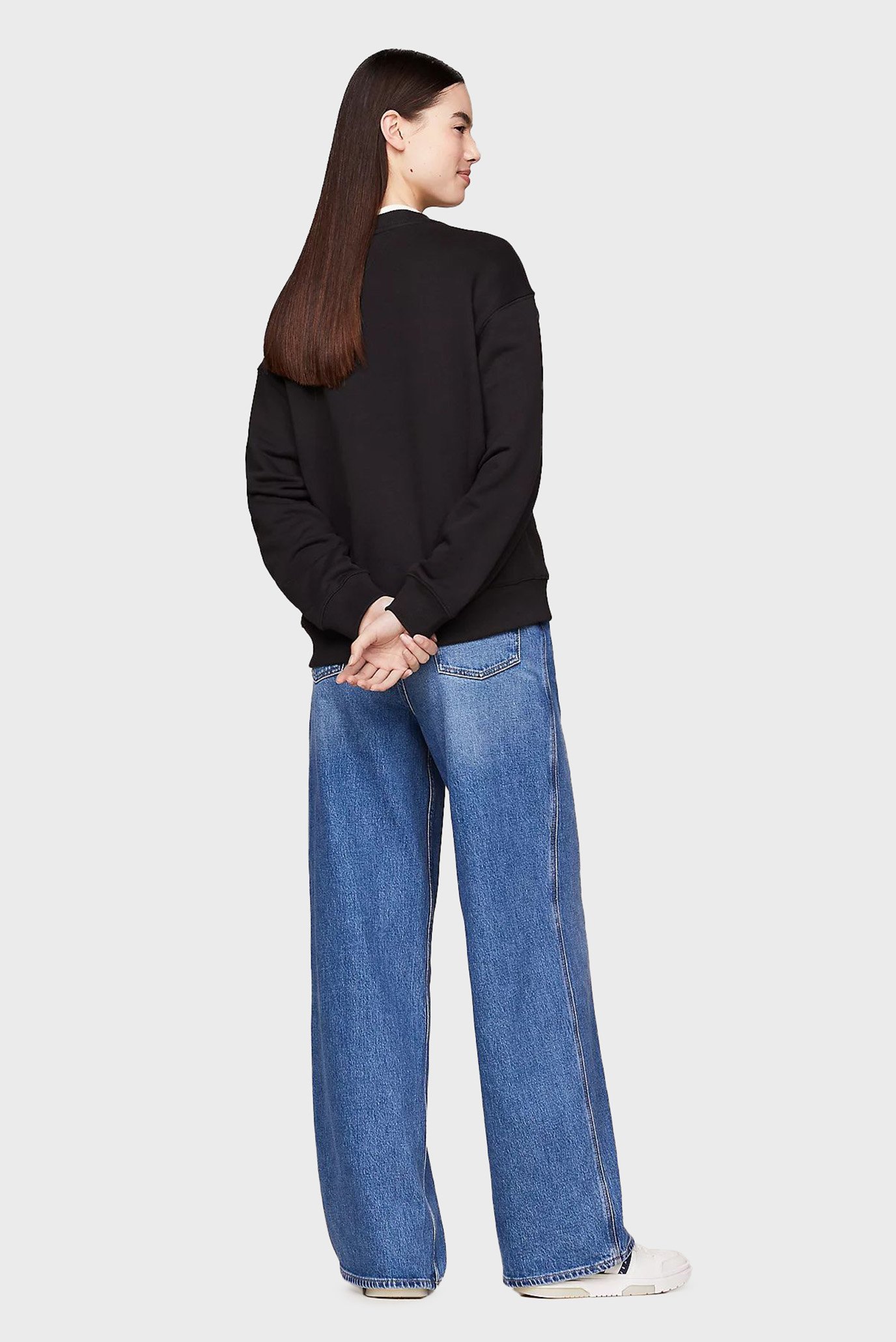 Женский черный свитшот TJW BXY BADGE CREW EXT 3