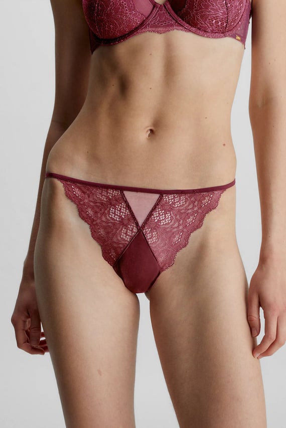 Женские бордовые трусики STRING THONG