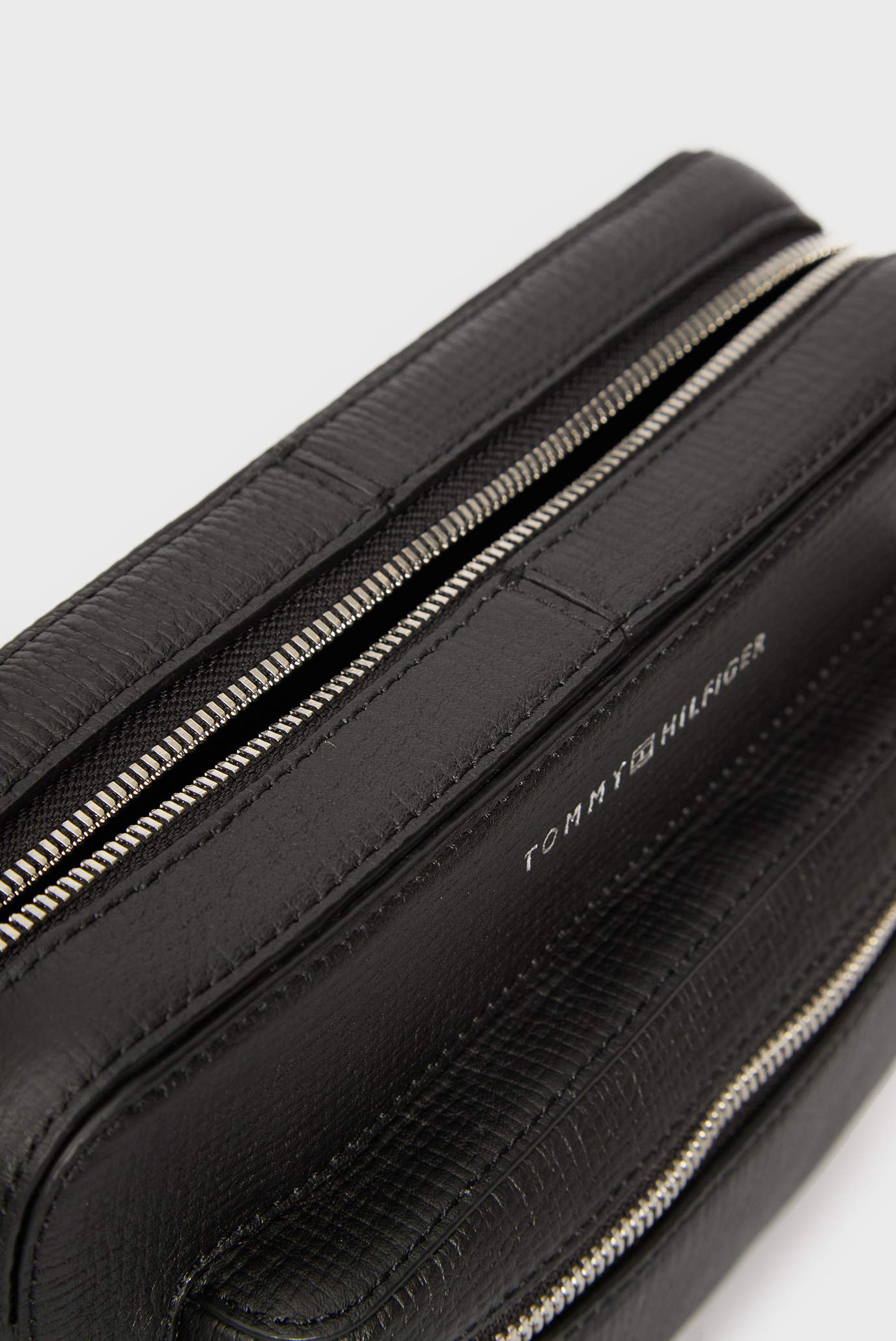 Сумка TH BUSINESS LEATHER CROSSOVER 2