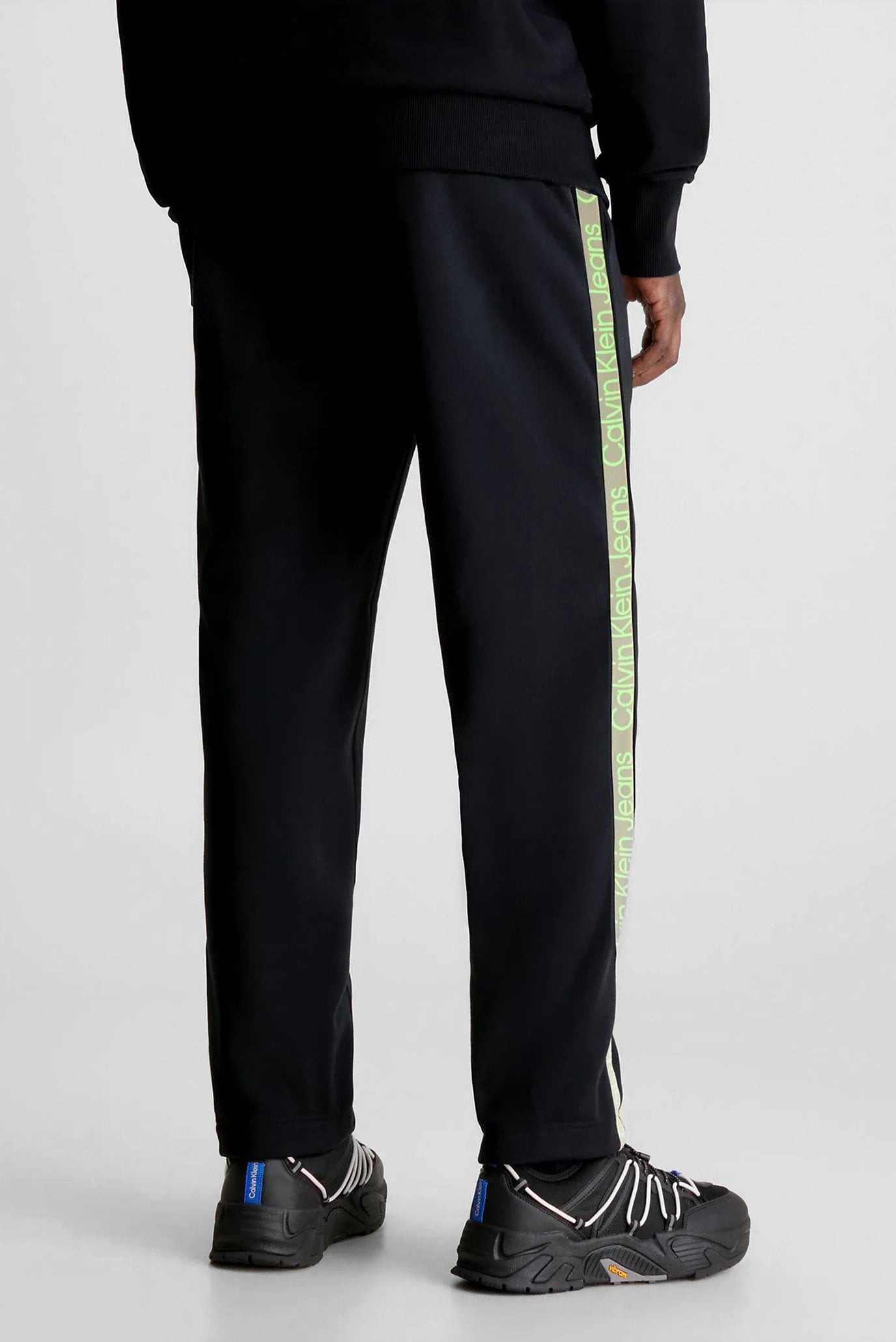 Штаны спортивные CUT OFF LOGO TAPE HWK PANT 4