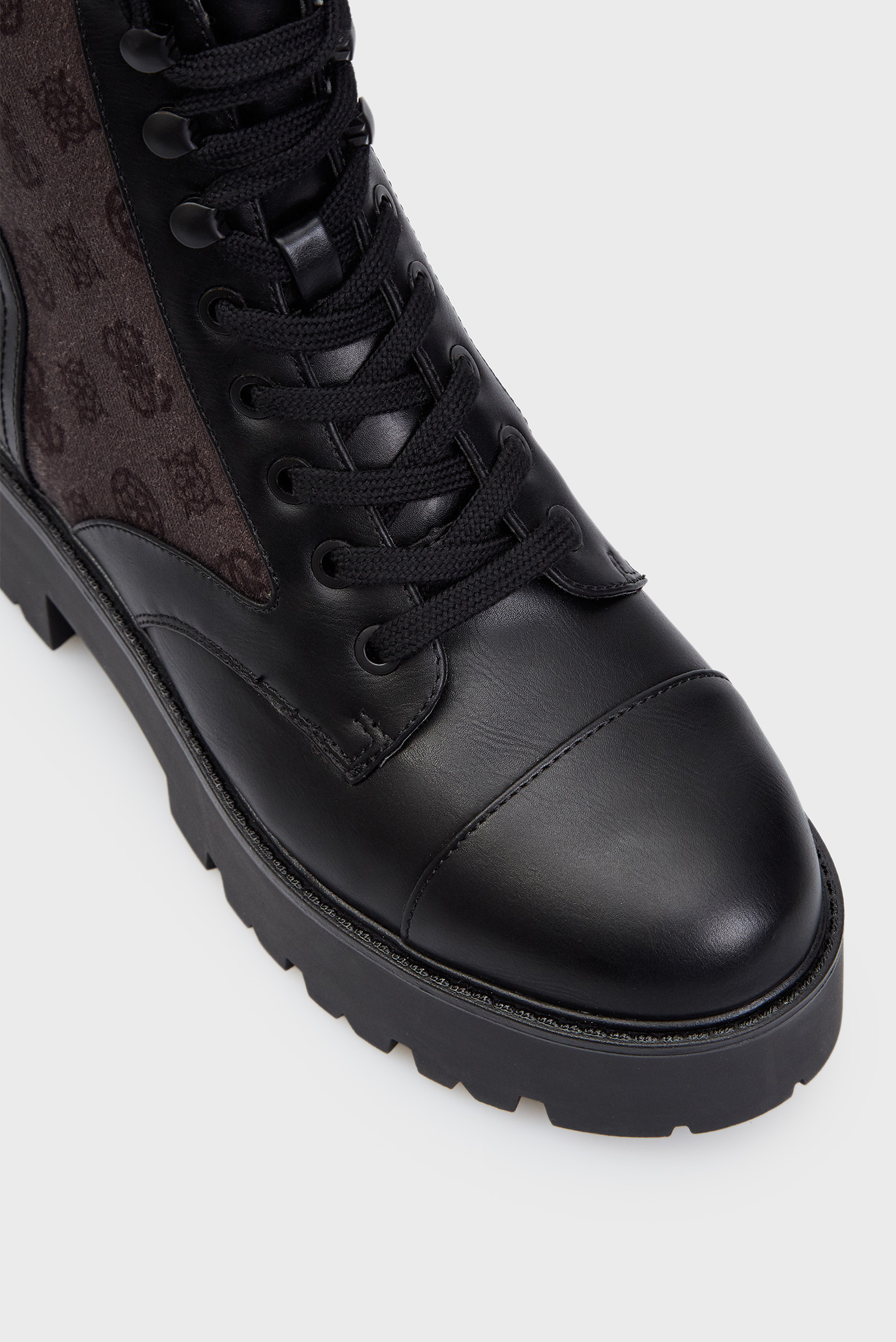 Женские черные ботинки VAINA2 4