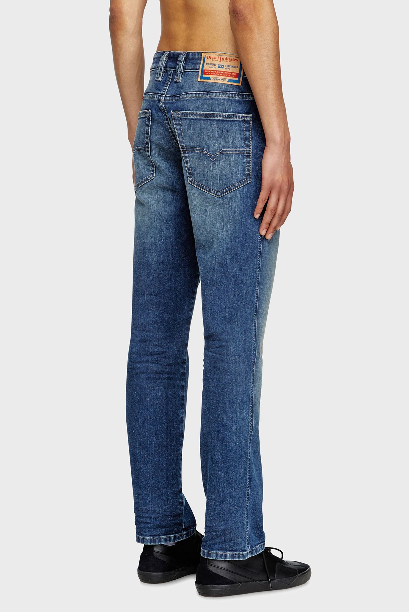 Джинсы 1993 D-VYL L.32 PANTALONI 3