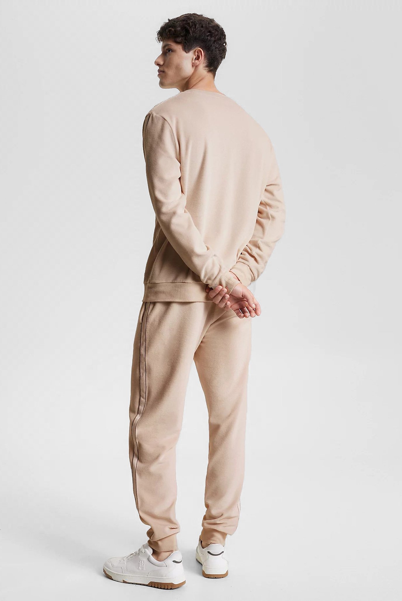 Свитшот HWK TRACK TOP VELOUR 3