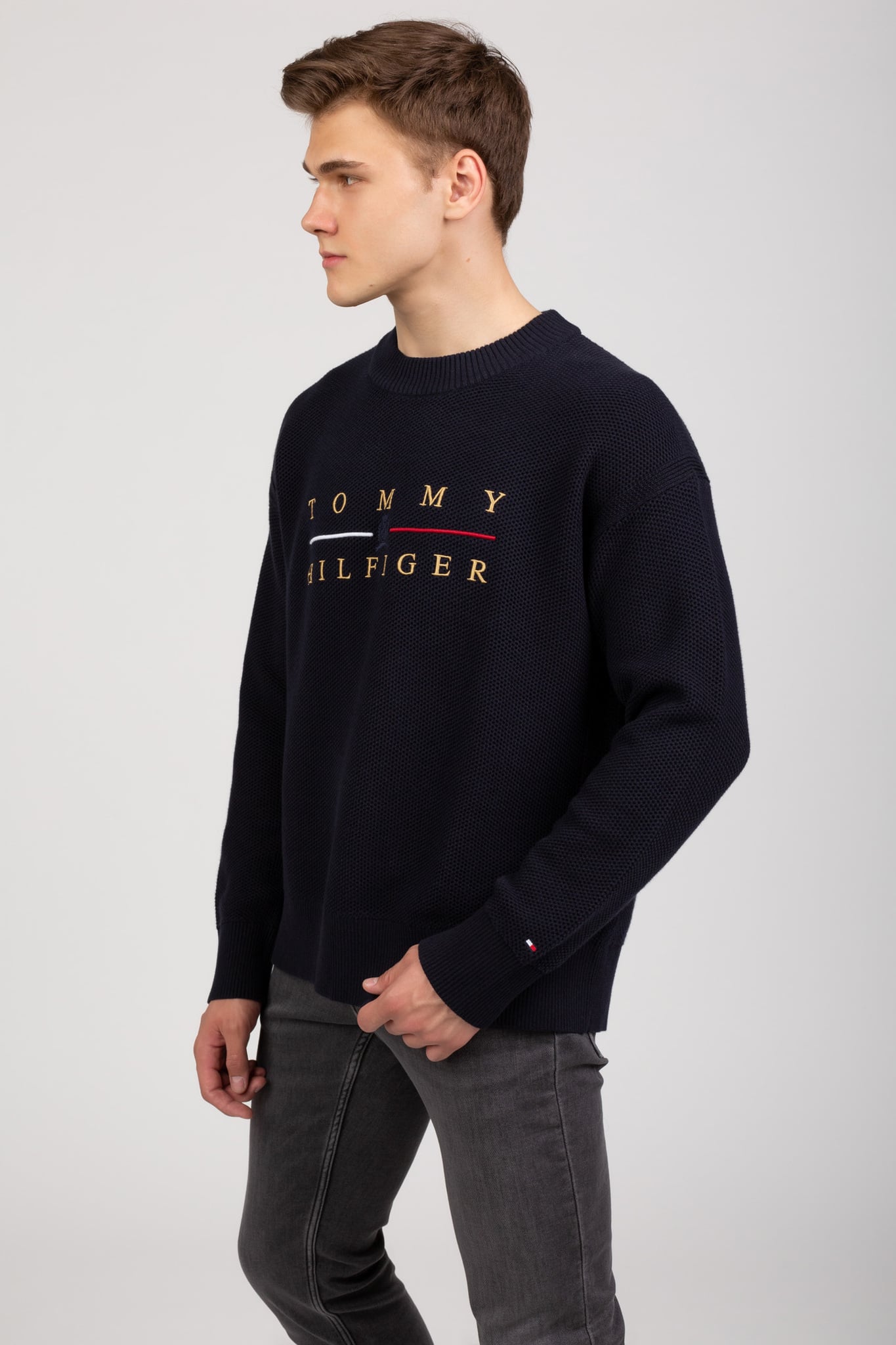 Свитер ICON EMBROIDERED STRUCTURED CREW 2