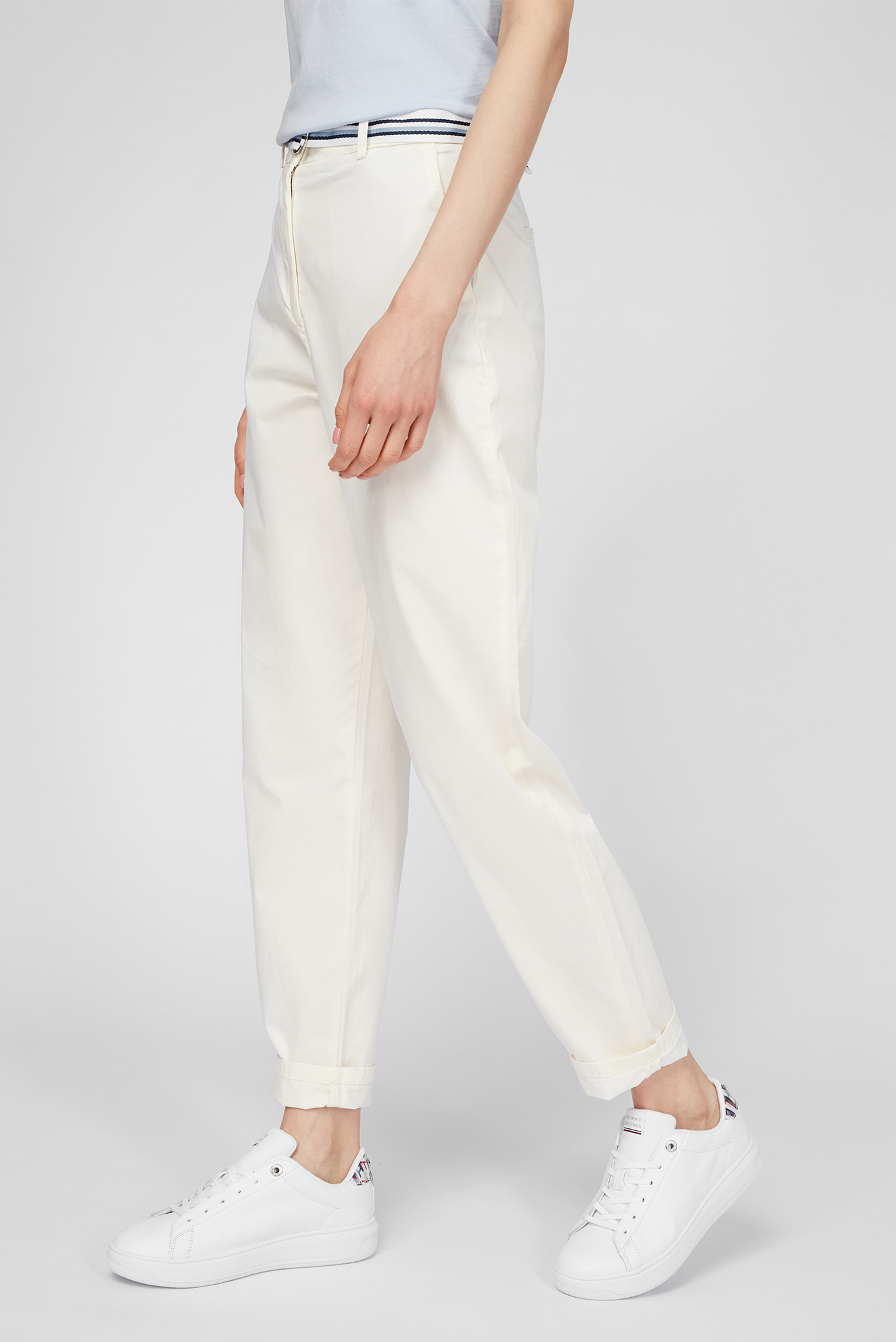 Женские белые брюки CO MODERN TAPERED CHINOTommy Hilfiger Женские белые брюки CO MODERN TAPERED CHINO 8