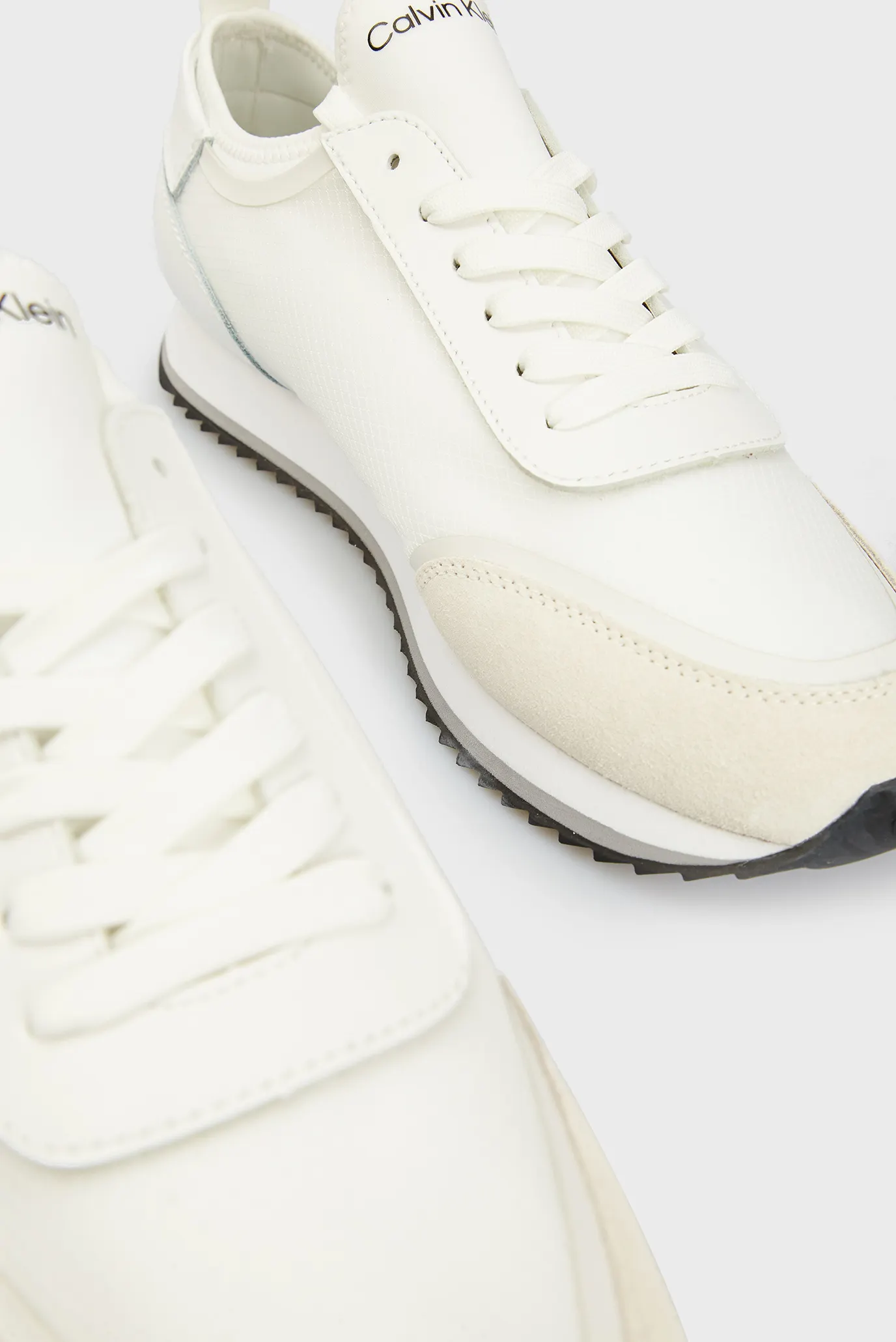 Мужские белые кроссовки 7