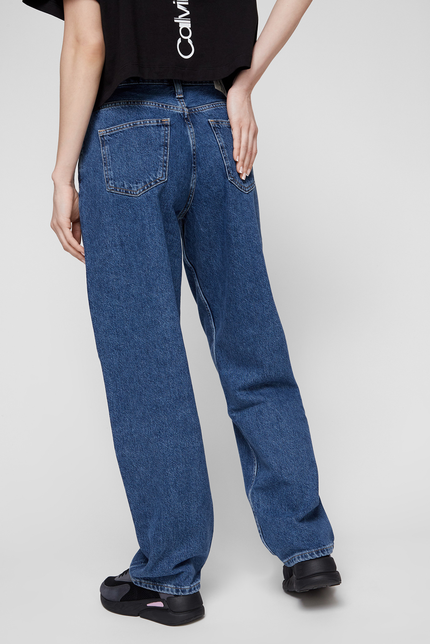 Женские синие джинсы 3