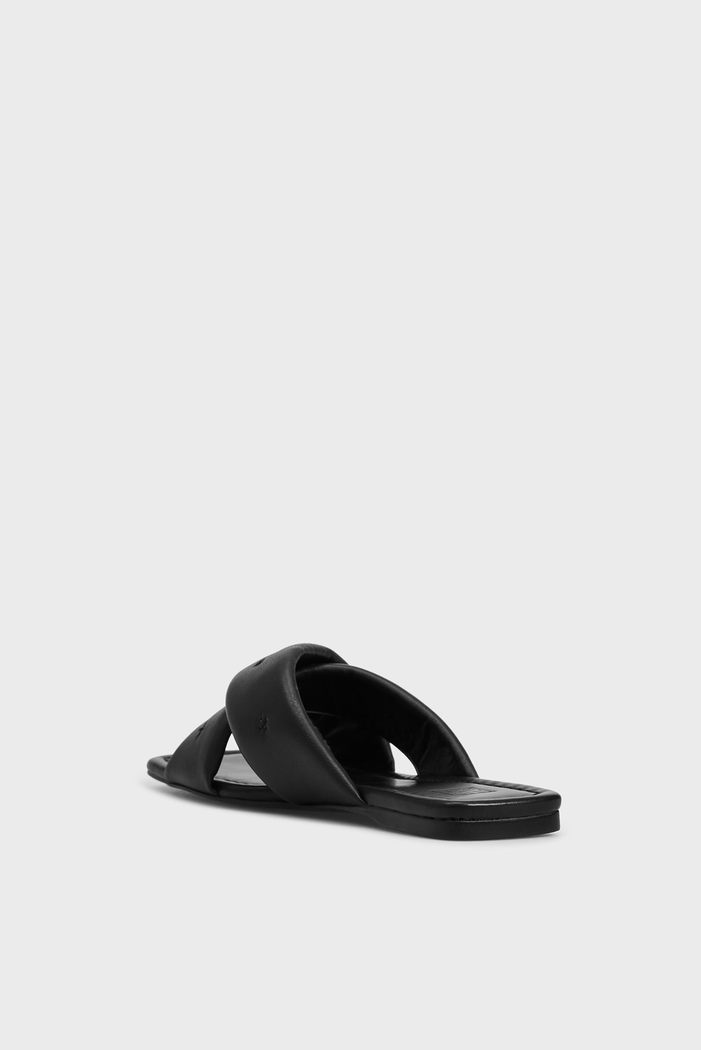 Женские черные кожаные слайдеры Agata 8