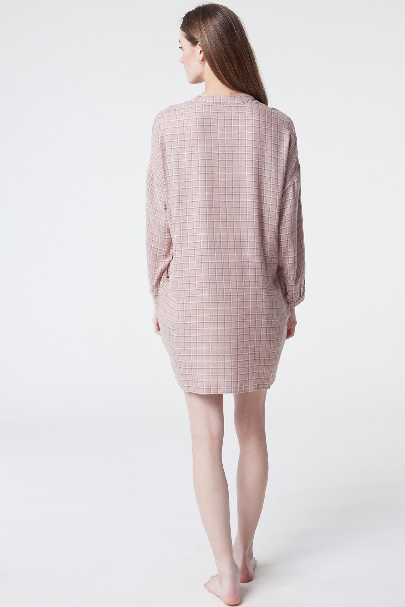 Женская пудровая ночная рубашка в клетку HANAH 2