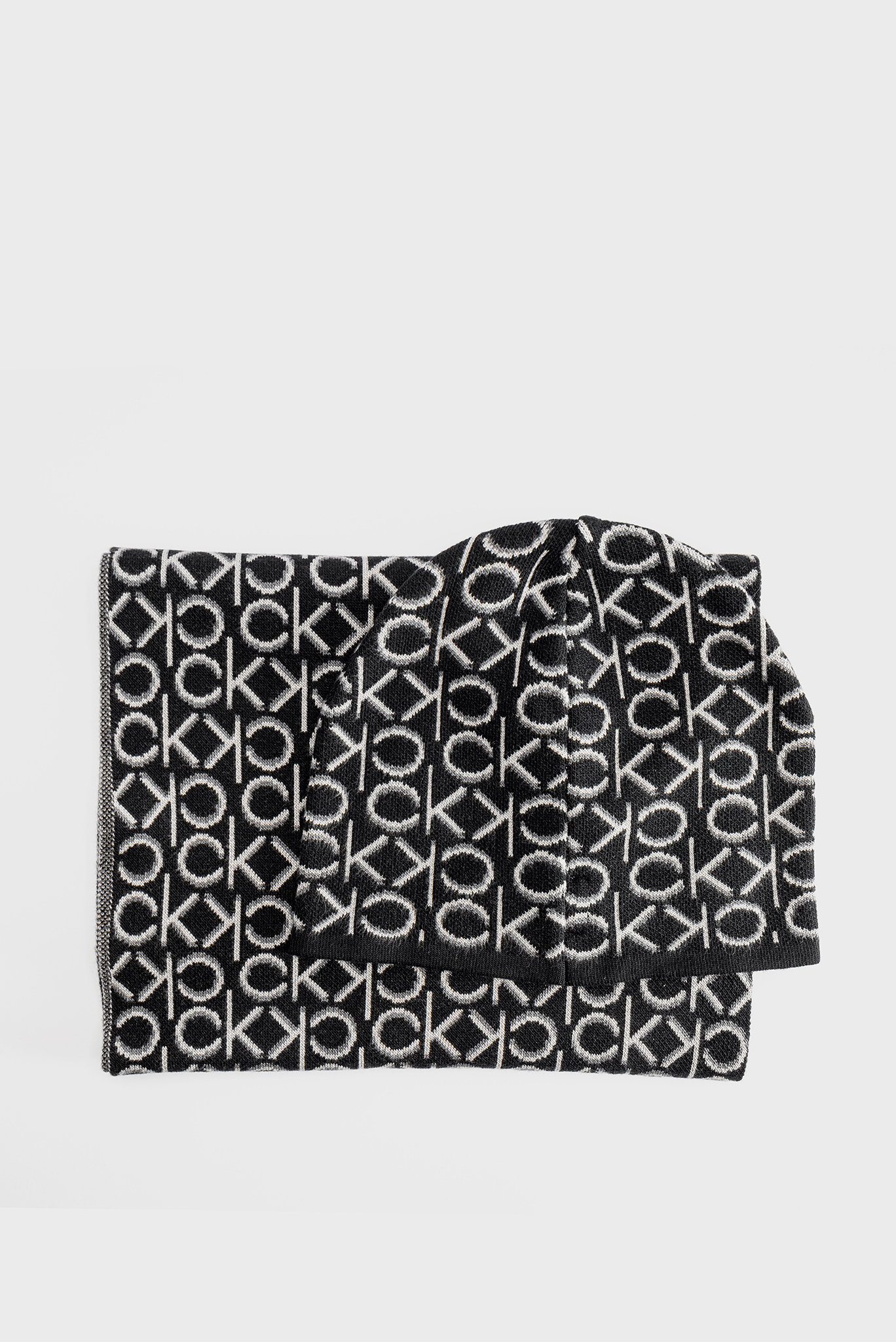 Подарочный набор NEW MONOGRAM BEANIE + SCARF 2