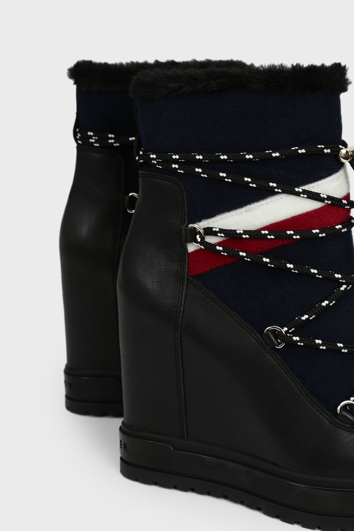 Женские черные кожаные ботильоны 5