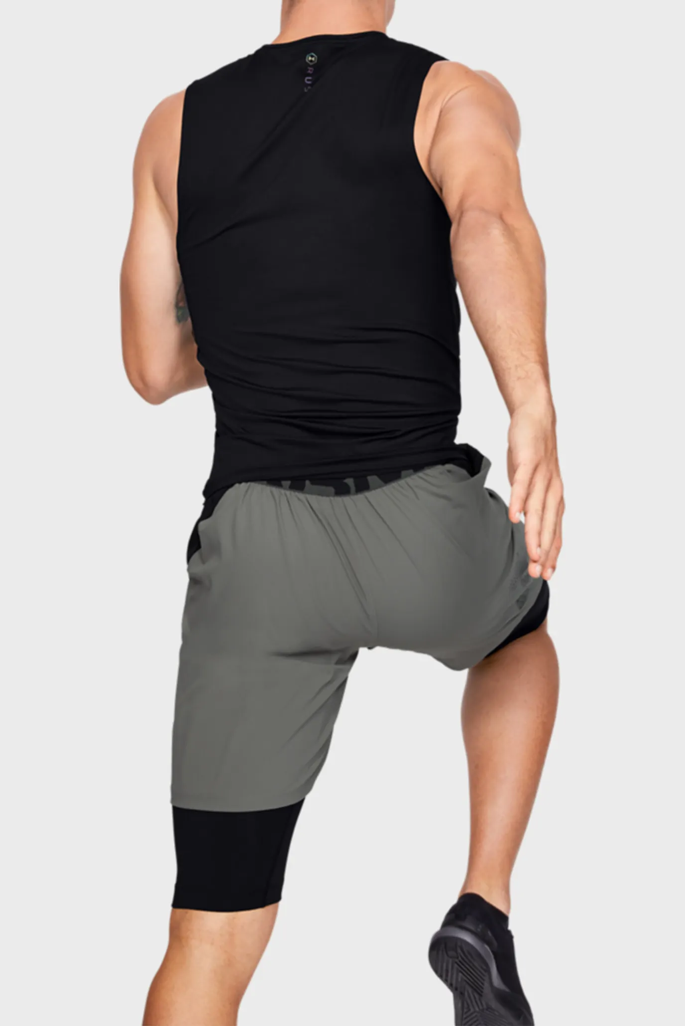 Мужская черная спортивная майка UA HG Rush Compression SL 8