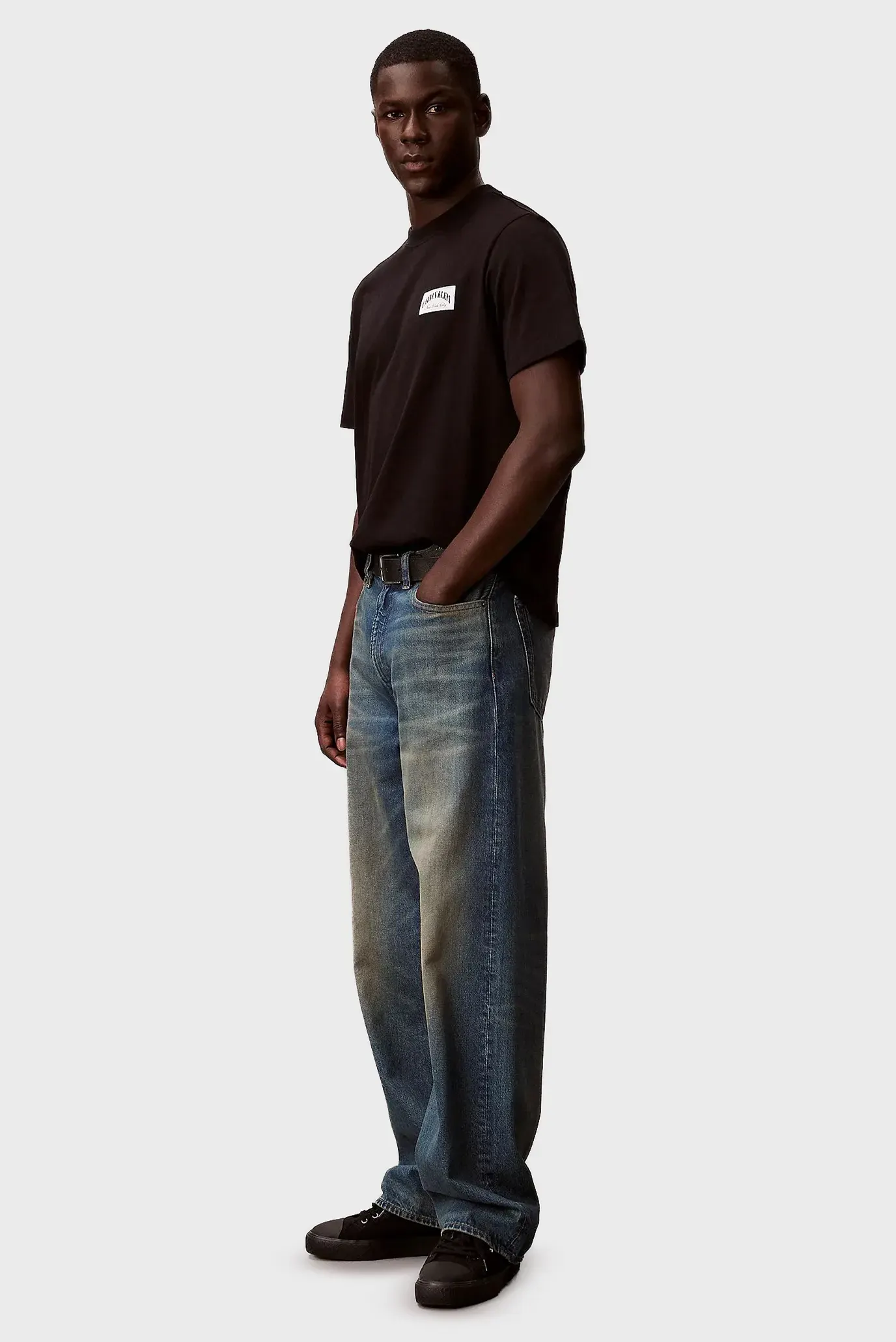 Футболка SS 20S EASY COLLEGIATE BADGE TEE 3