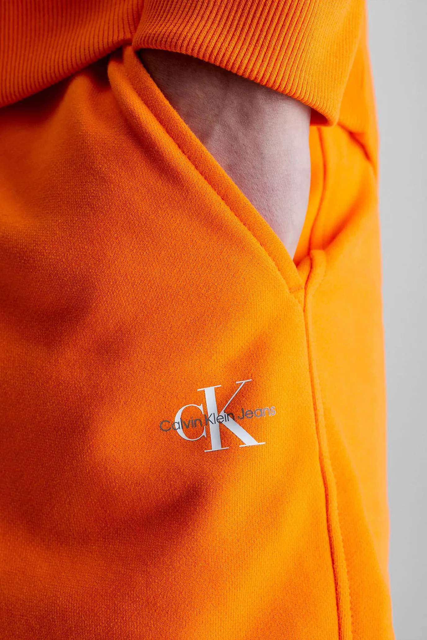 Мужские оранжевые шорты MICRO MONOLOGO HWK SHORT 11