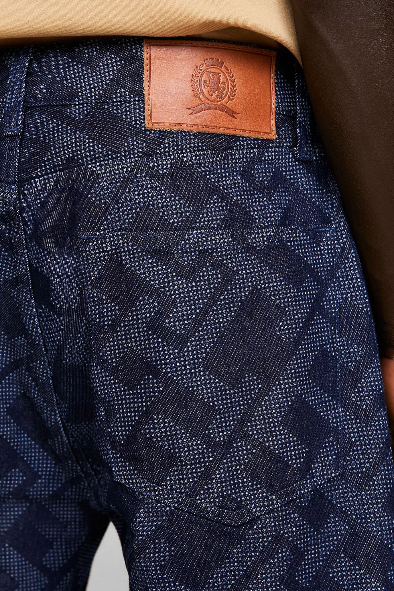 Джинсы THC MONOGRAM DENIM JEAN 4