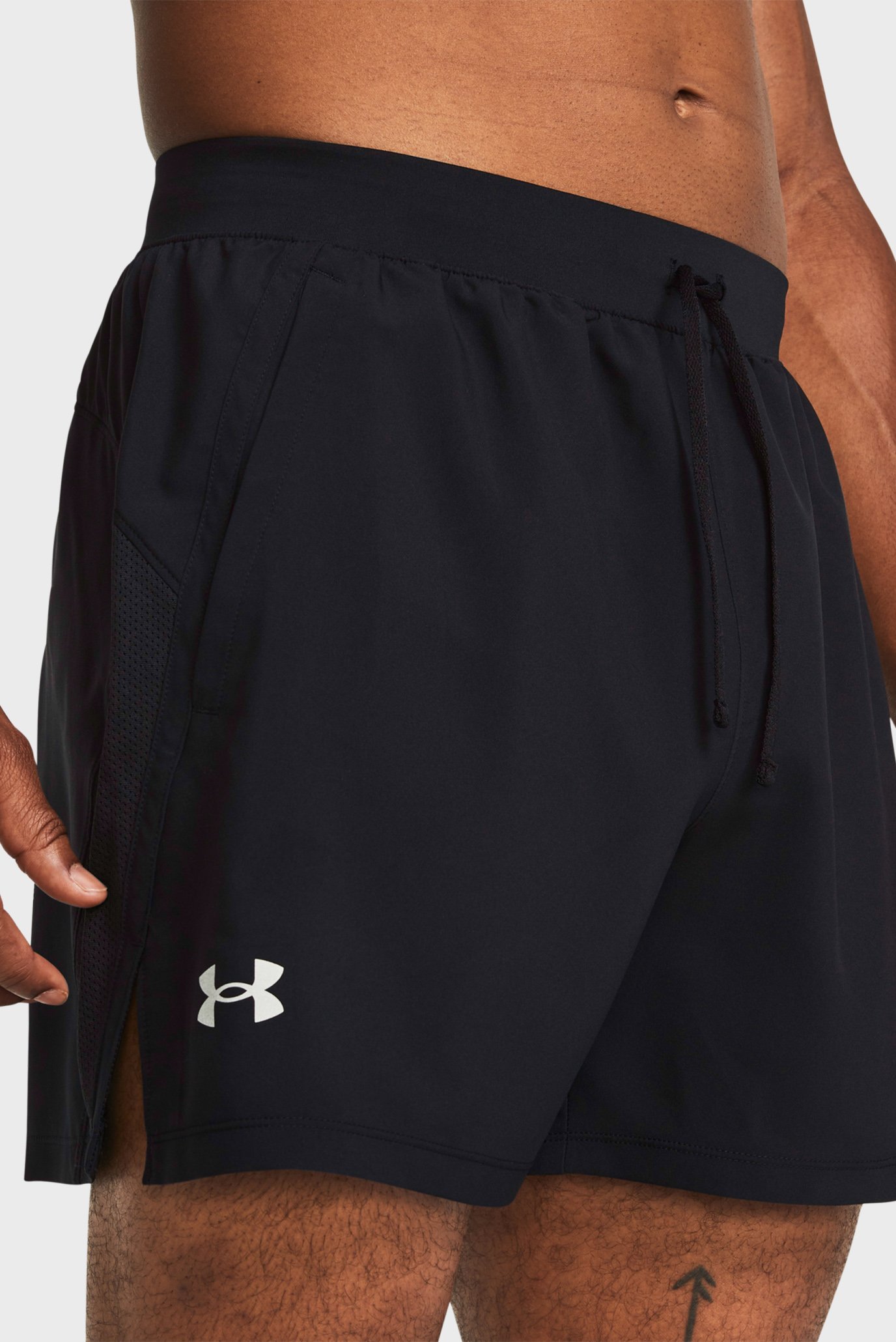 Мужские черные шорты UA LAUNCH 5'' UNLINED SHORTS 4