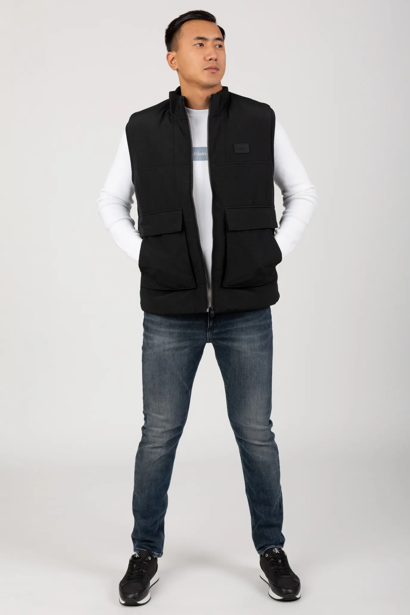 Жилет LIGHTWEIGHT SEASONAL VEST 5