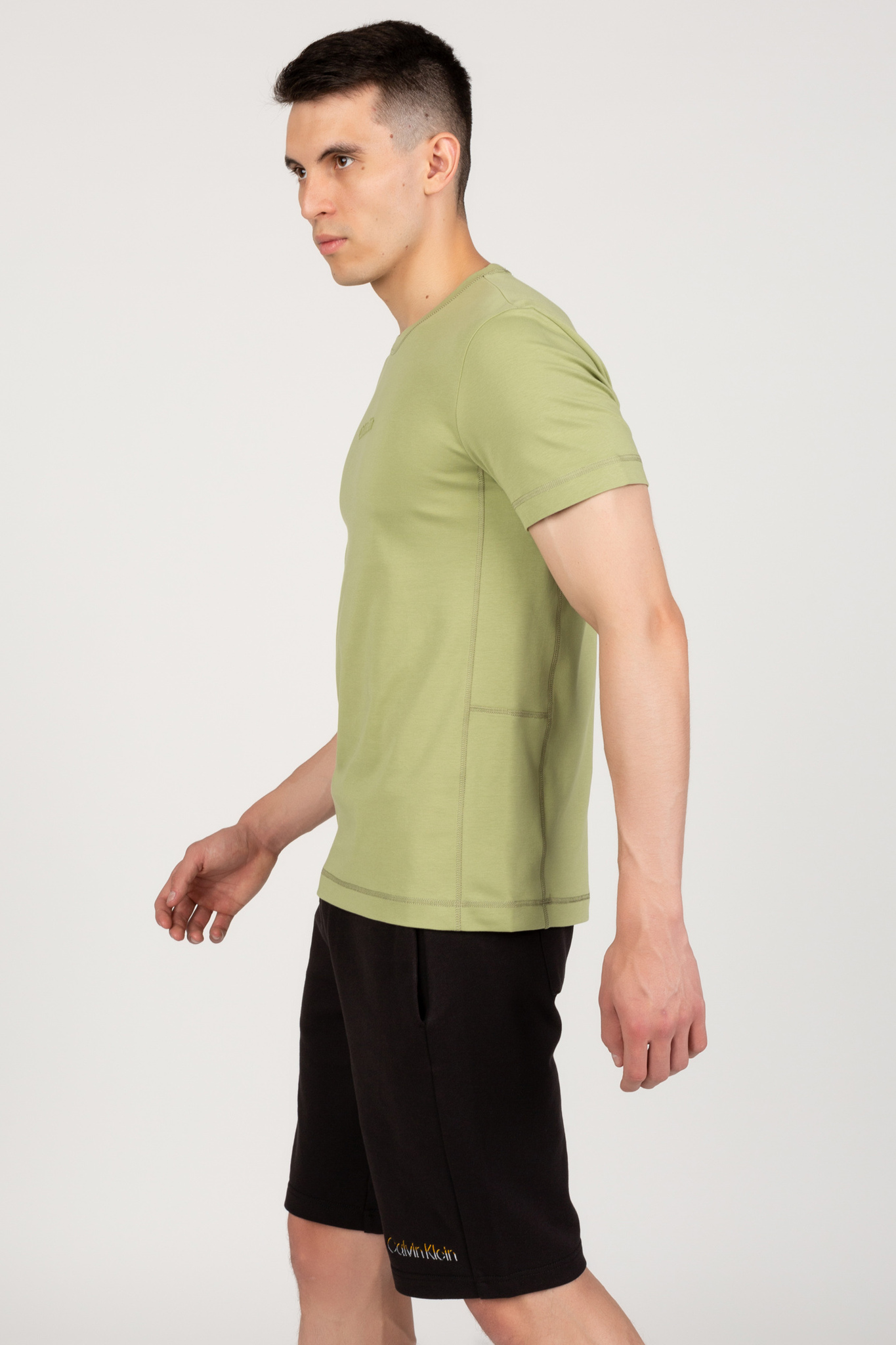 Футболка EMBOSSED COMFORT LOGO T-SHIRT 2