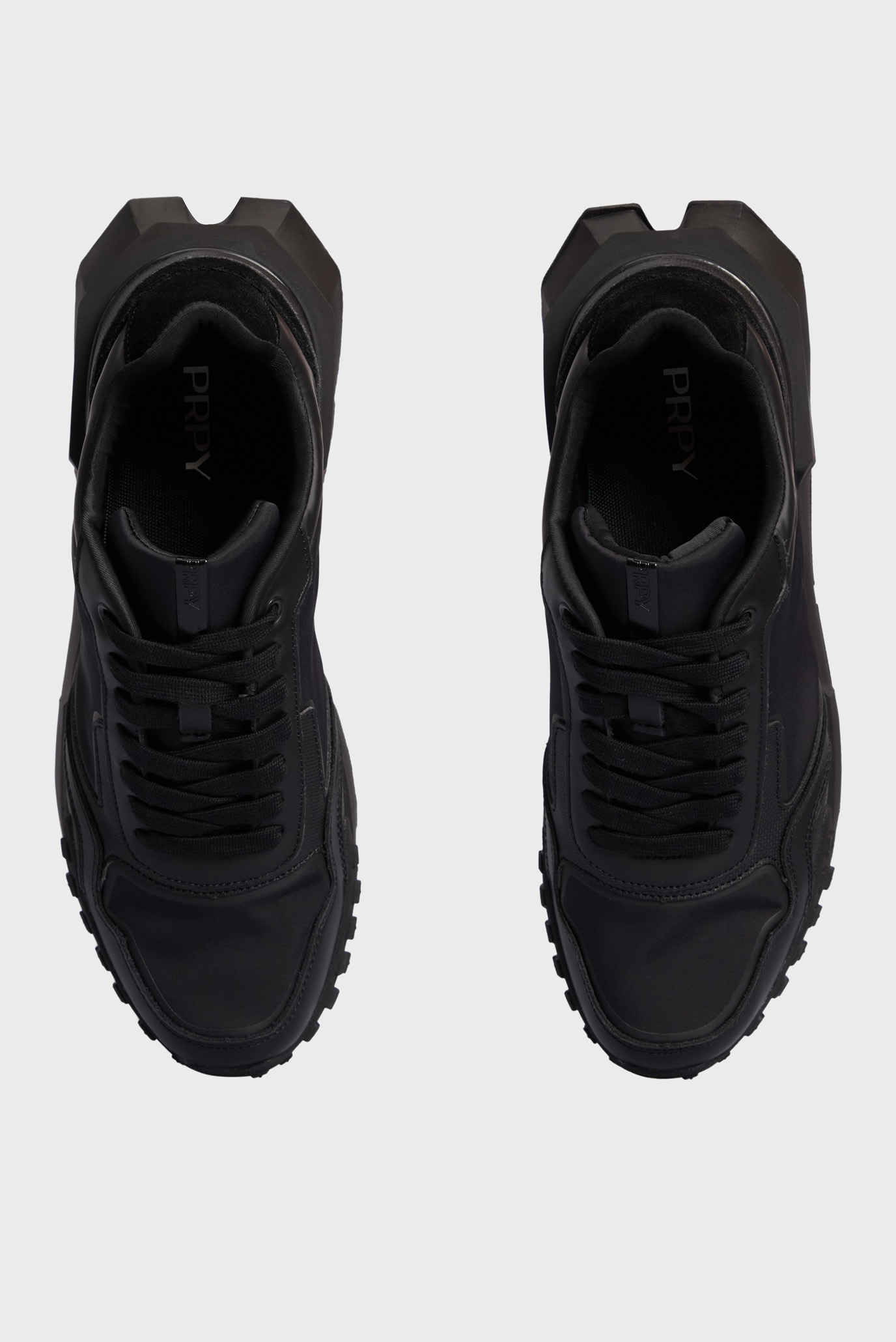 Мужские черные кроссовки Mike 4