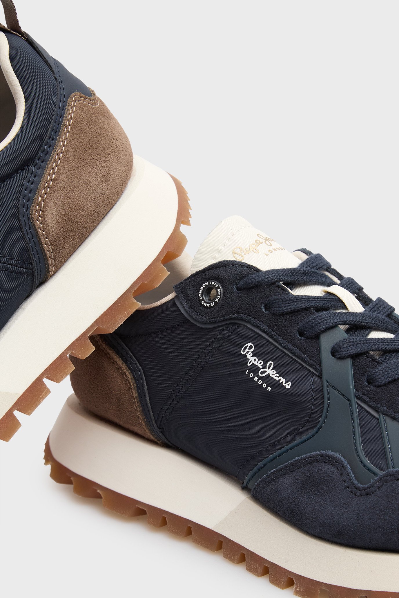 Кроссовки ARI CLUB M 2