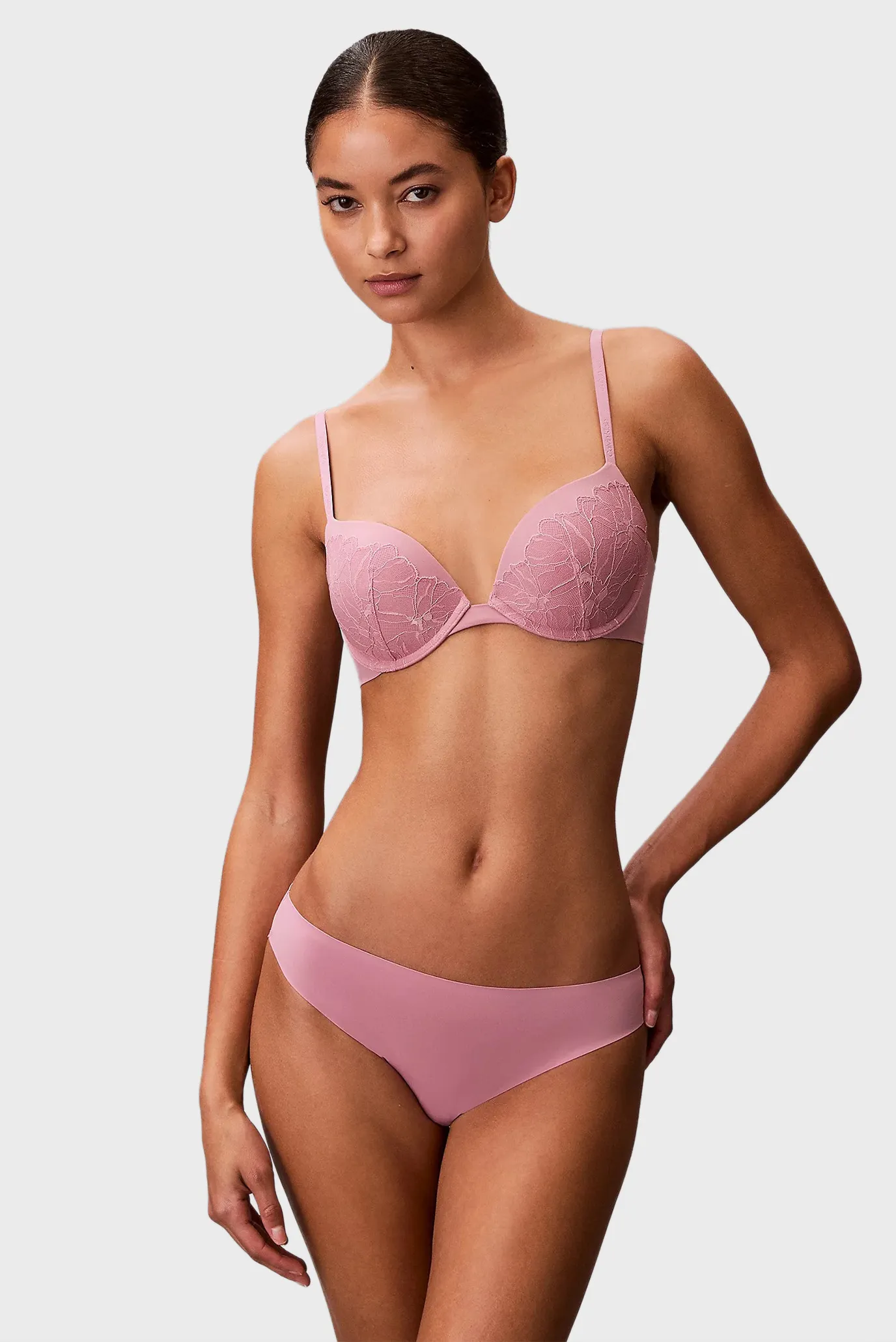 Бюстгальтер PUSH UP PLUNGE 2