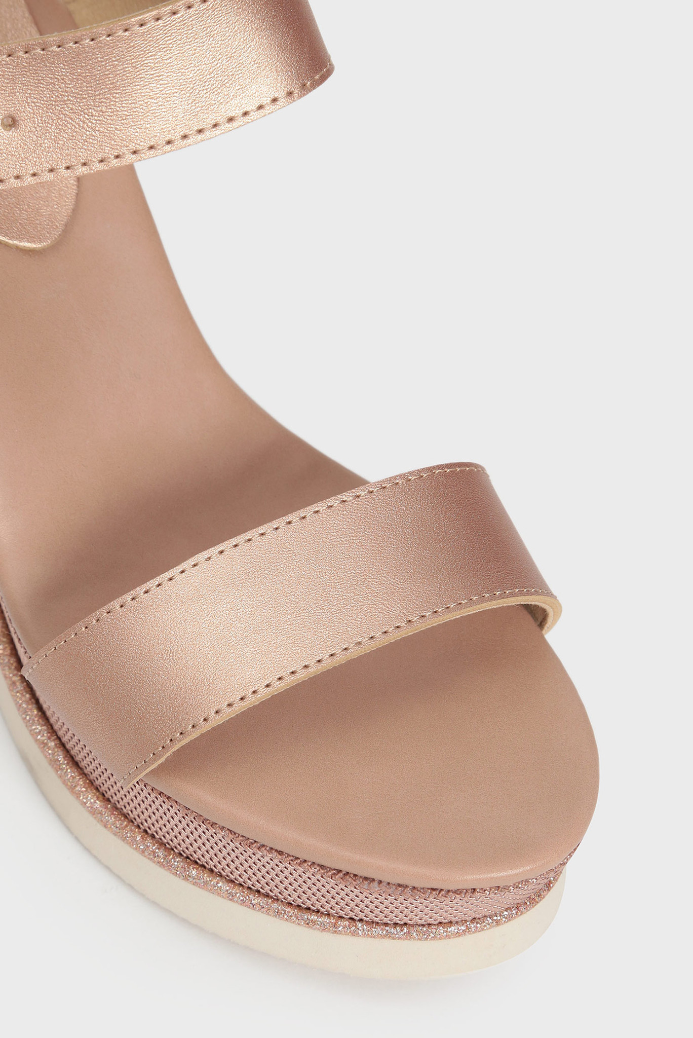 Женские розовые босоножки Afina 4