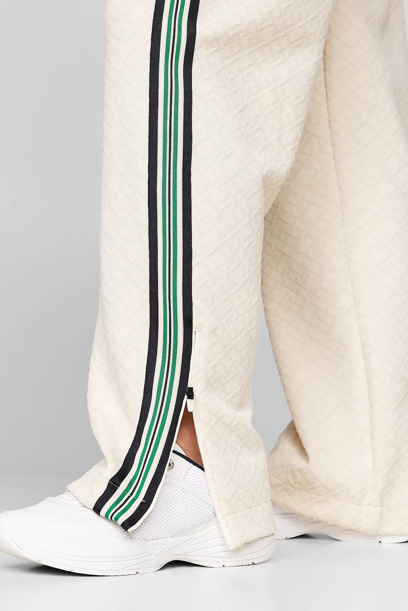 Штаны спортивные AMD TAPE RELAXED PANT 6