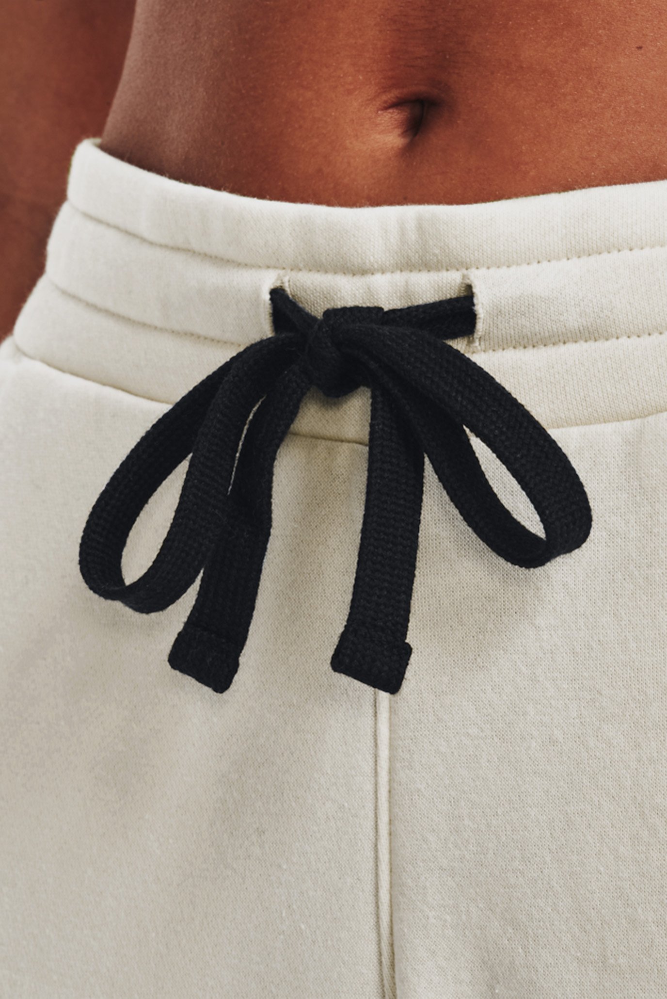 Женские бежевые спортивные брюки Rival Fleece Joggers 11