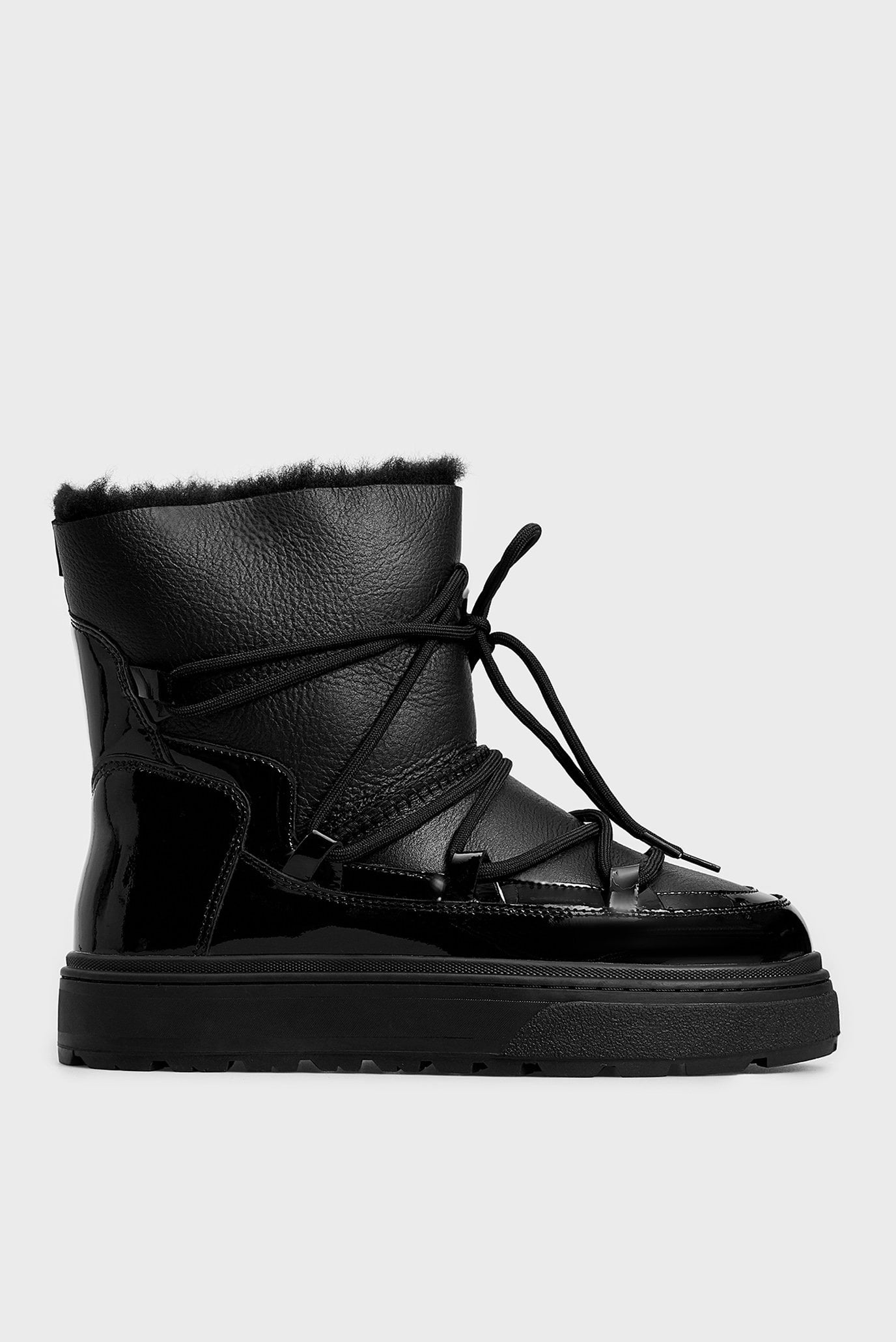 Женские черные кожаные угги Peak 6