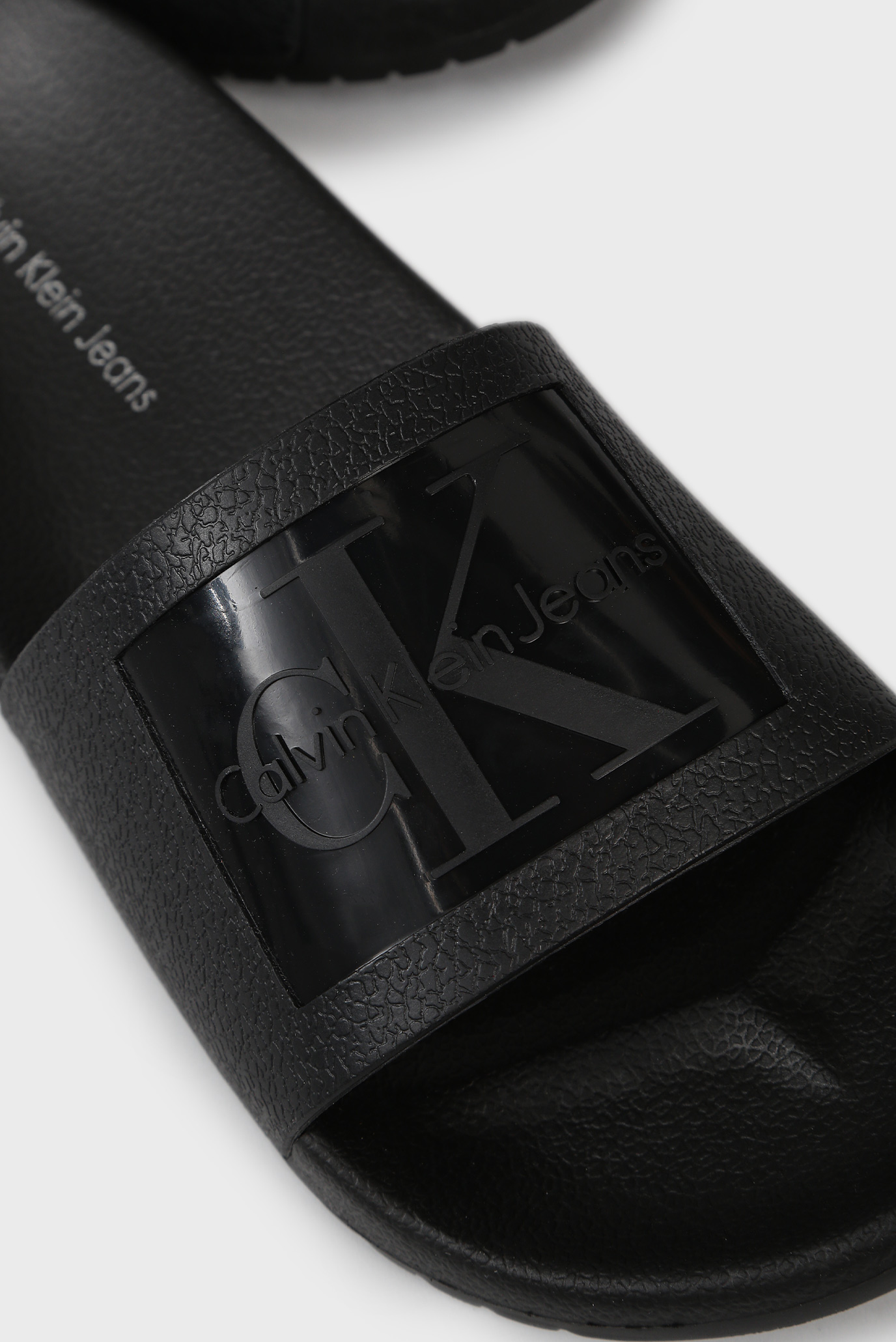 Мужские черные слайдеры 10