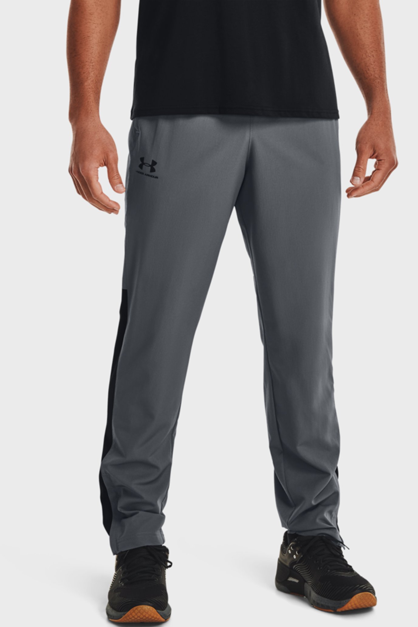 Мужские серые спортивные брюки UA VITAL WOVEN PANTSUnder Armour Мужские серые спортивные брюки UA VITAL WOVEN PANTS 7