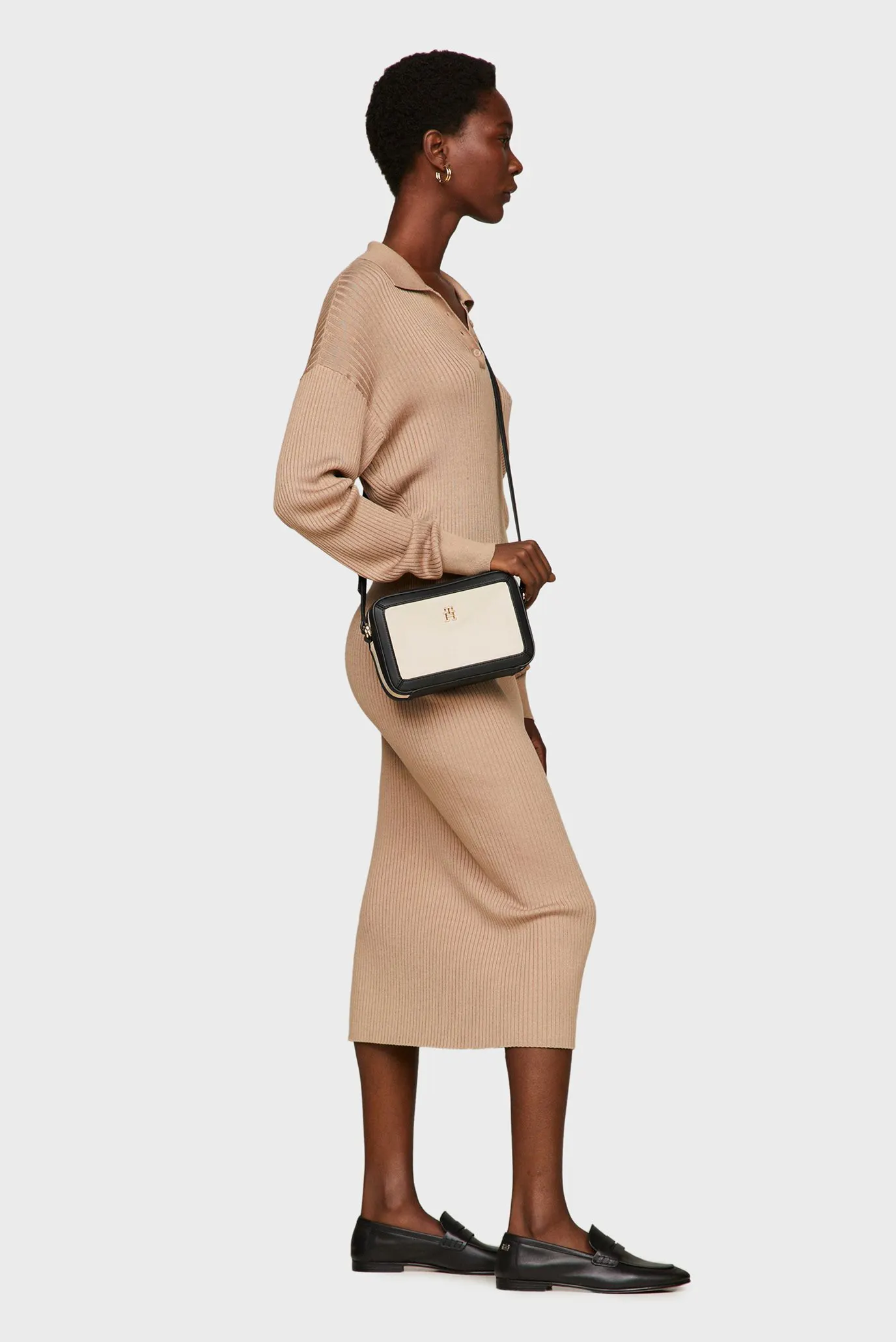 Сумка TH ESSENTIAL S CROSSOVER CB 6