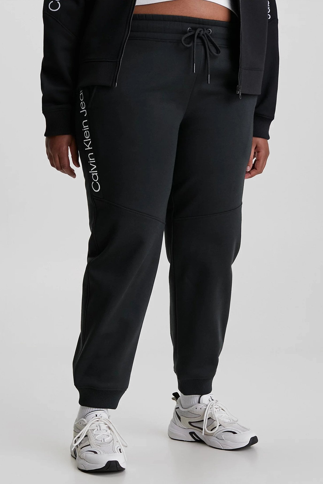 Штаны спортивные TAPE JOG PANT 4