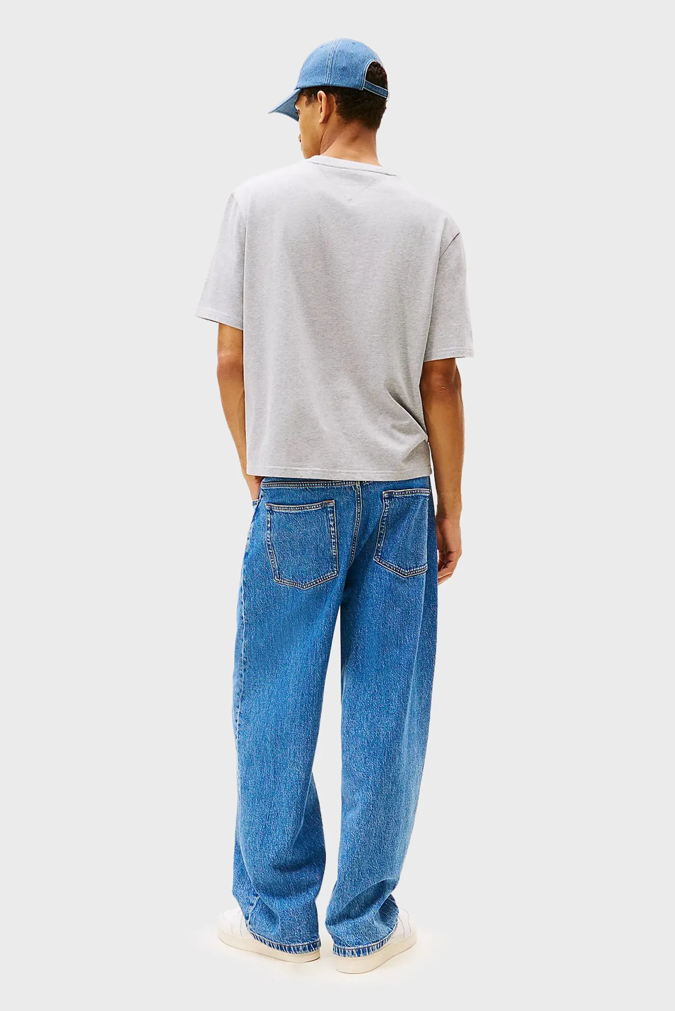 Футболка TJM 90S DISTRESSED FLAG TEE 3