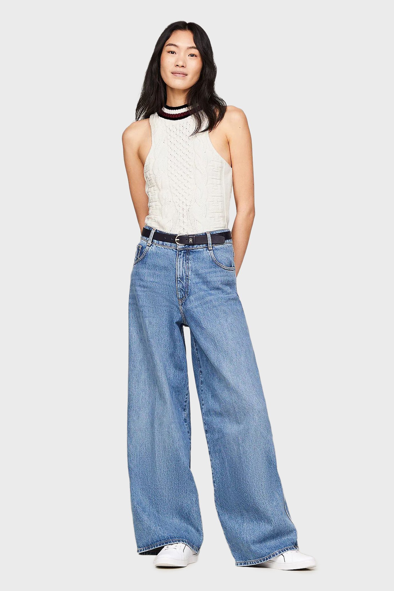 Топ THC VARSITY TANK SWEATER 3