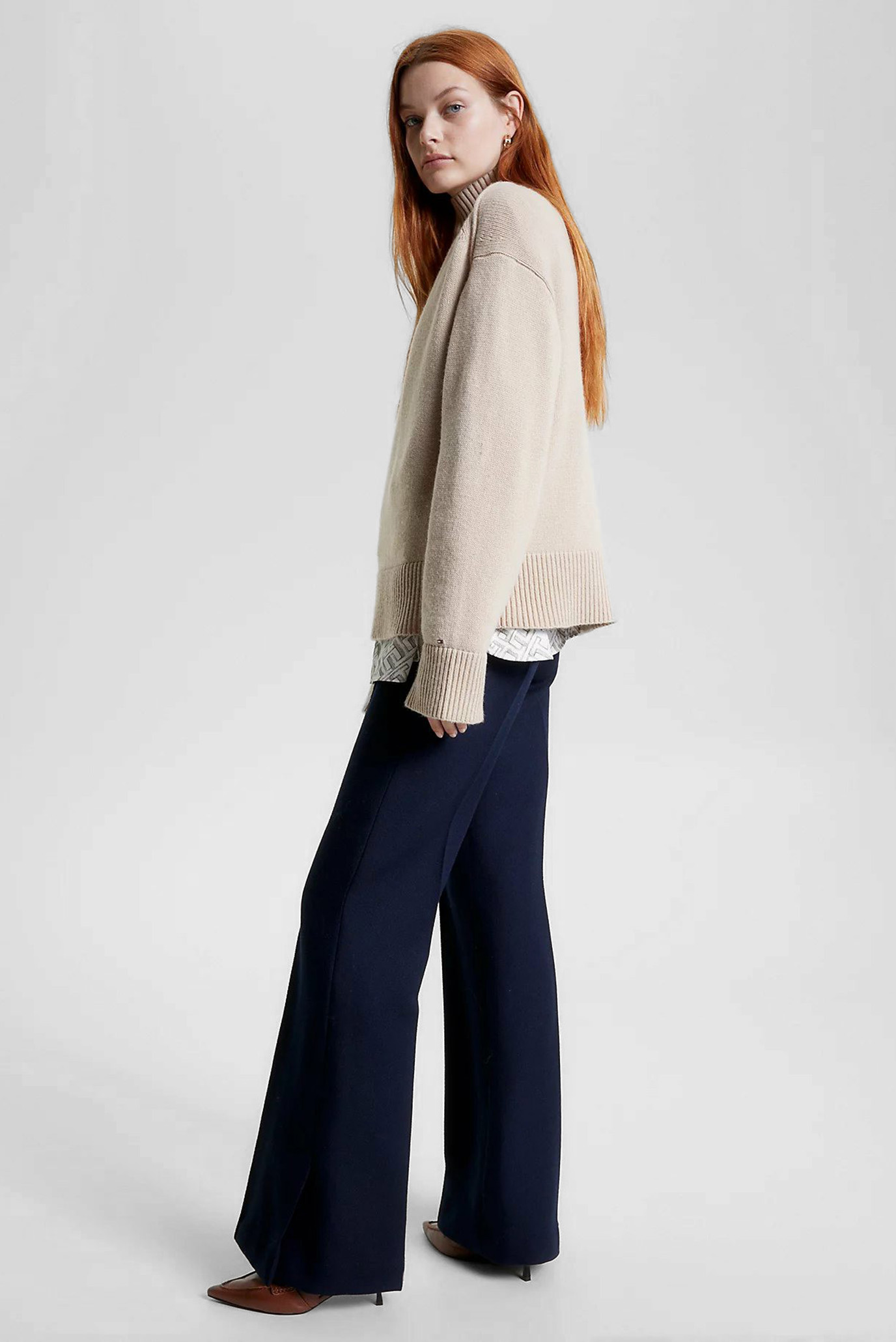 Женский бежевый свитер WOOL BLEND MOCK-NK 6