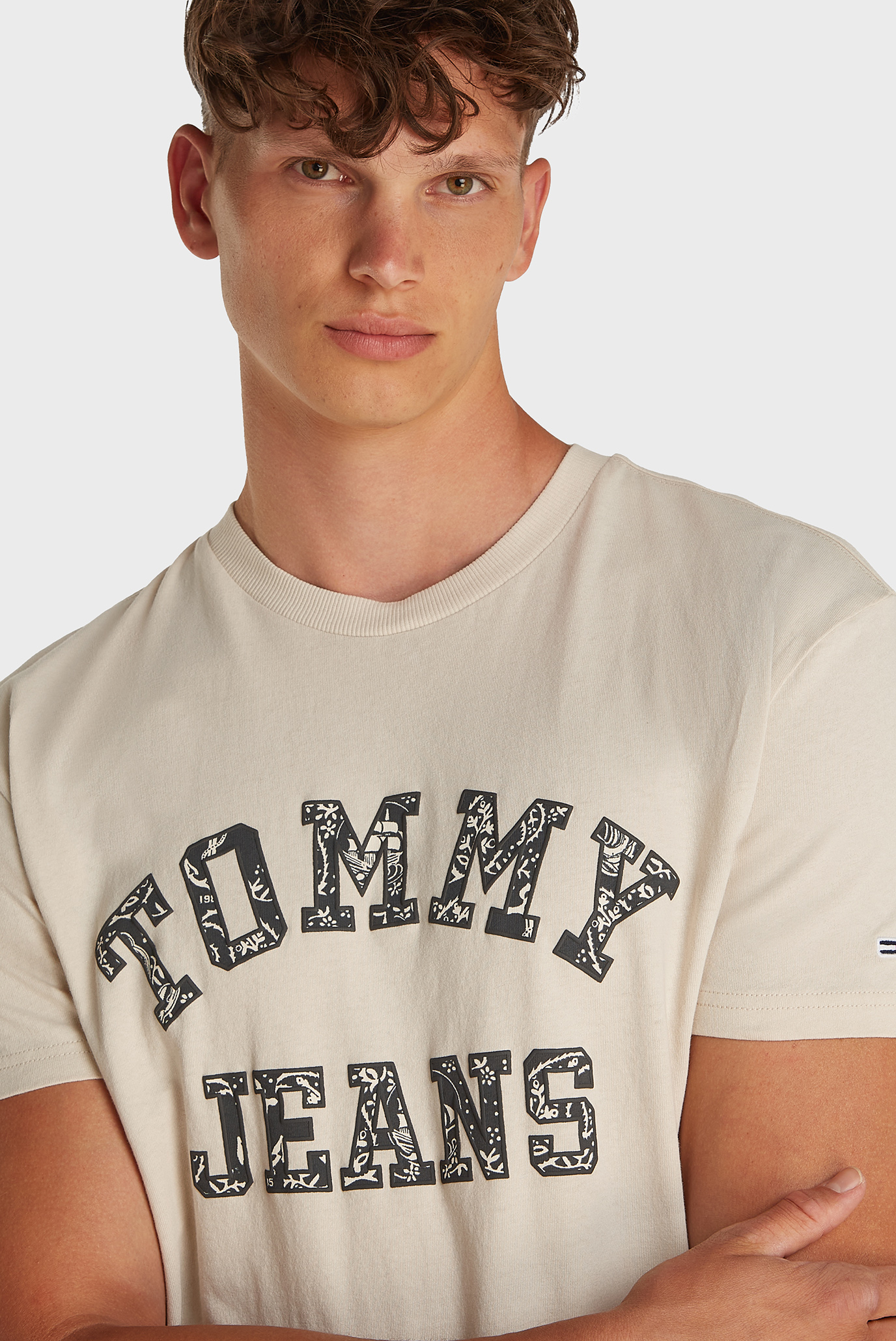 Мужская бежевая футболка TJM REG PAISLEY COLLEGE 4