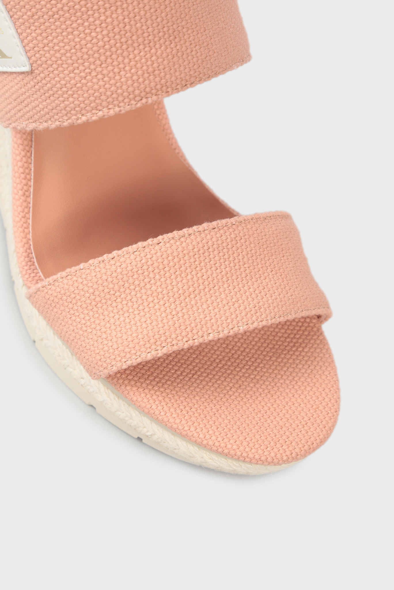 Женские розовые босоножки 5