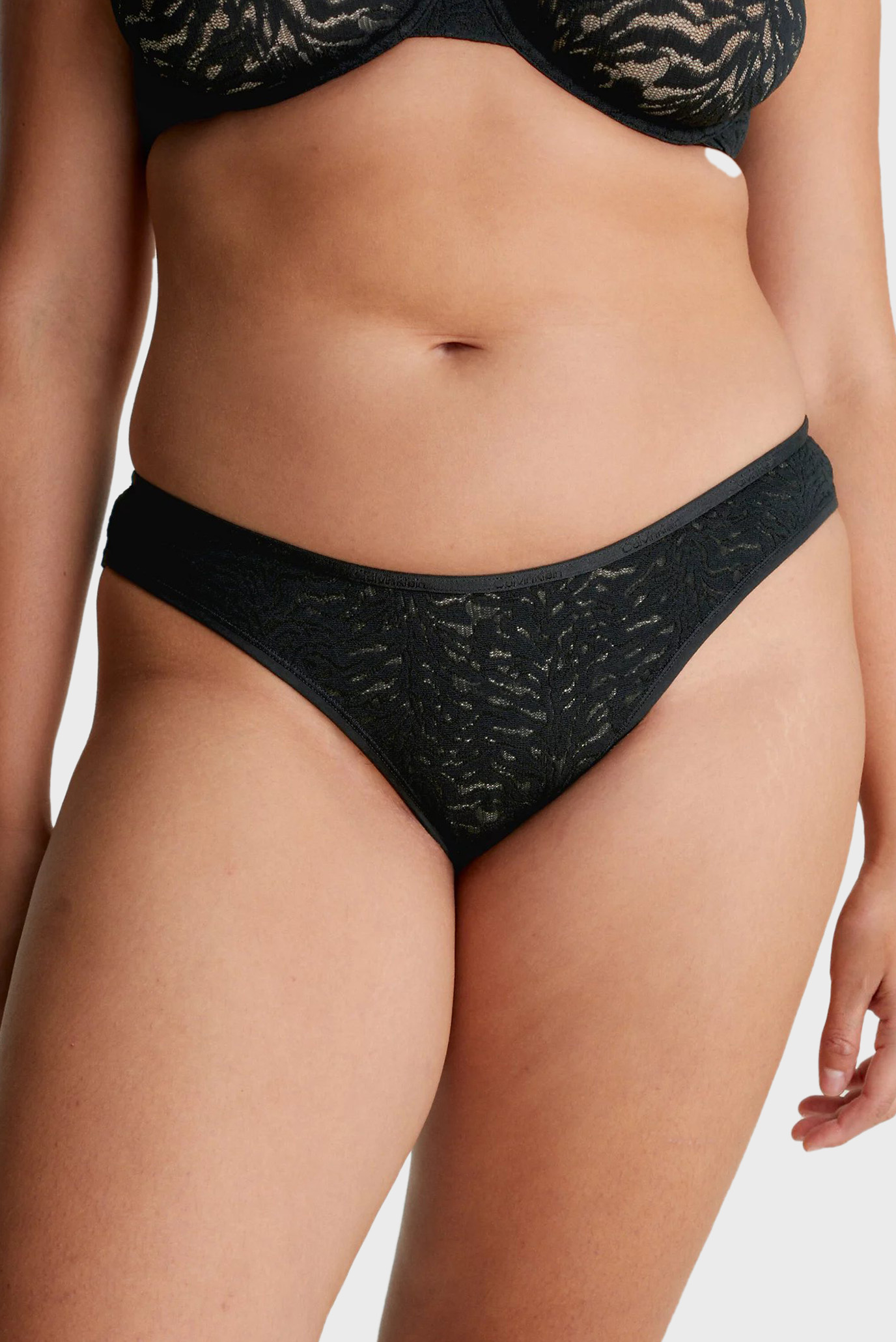 Женские черные трусики BIKINI 8