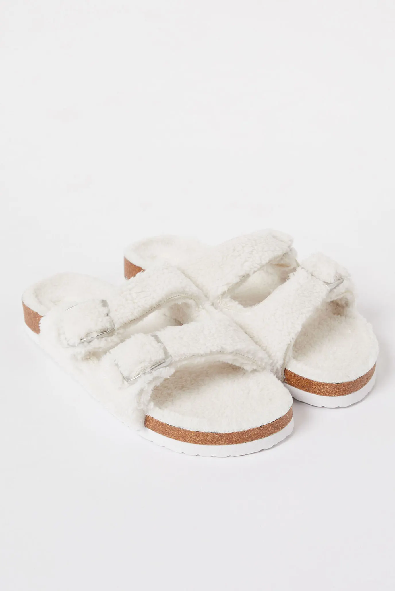 Тапки домашние BERTY - TONGS 3