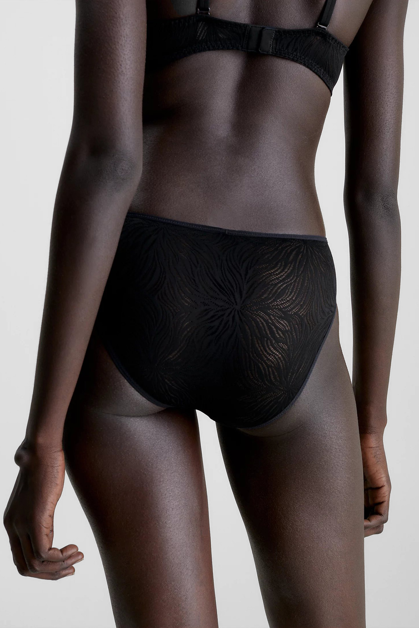 Женские черные трусикиCalvin Klein Женские черные трусики 3