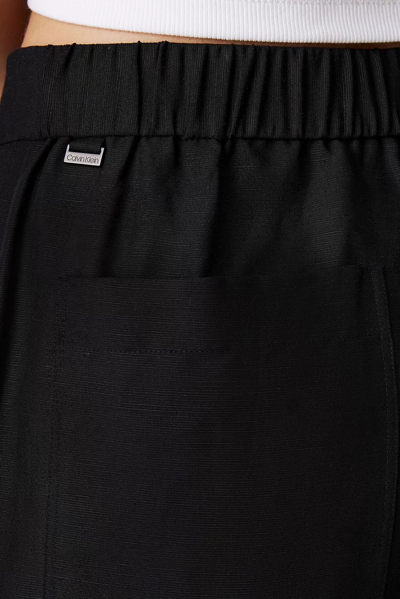 Женские черные шорты LINEN BLEND SHORTSCalvin Klein Женские черные шорты LINEN BLEND SHORTS 4