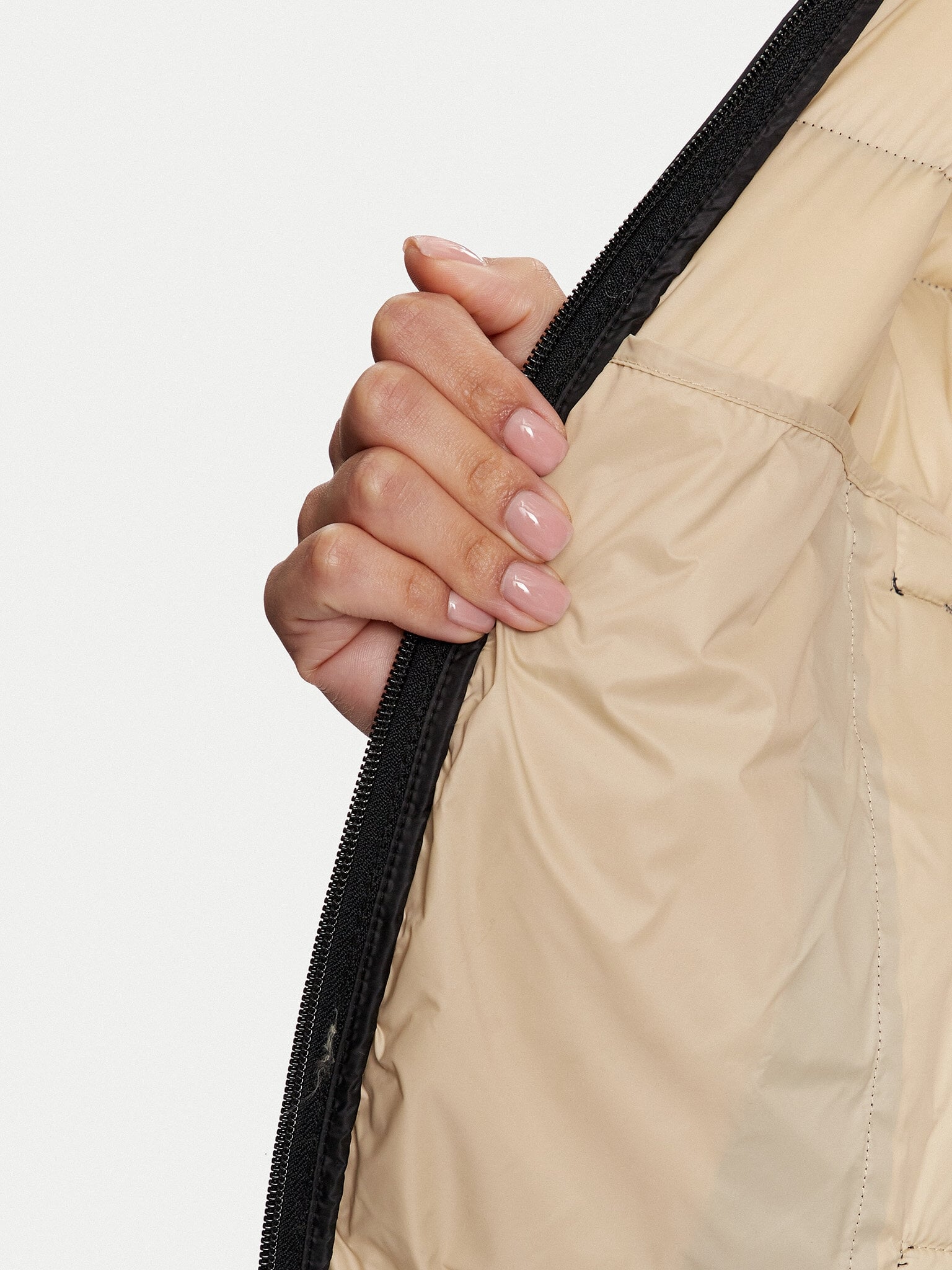 Куртка демисезонная UL SHORT PUFFER 6