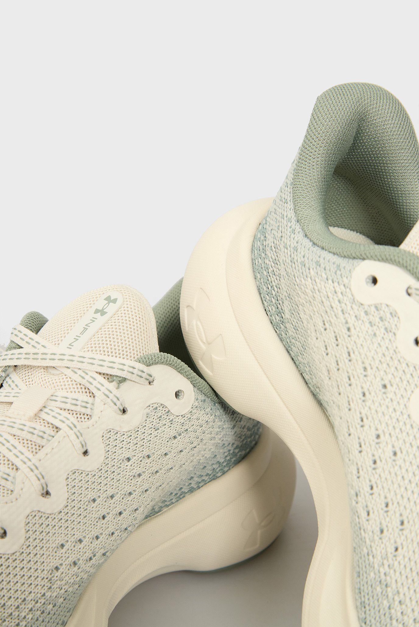 Кроссовки/UA W Infinite 2